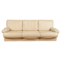 Vintage Post modern beautiful beige leather 3 seat sofa by Busnelli