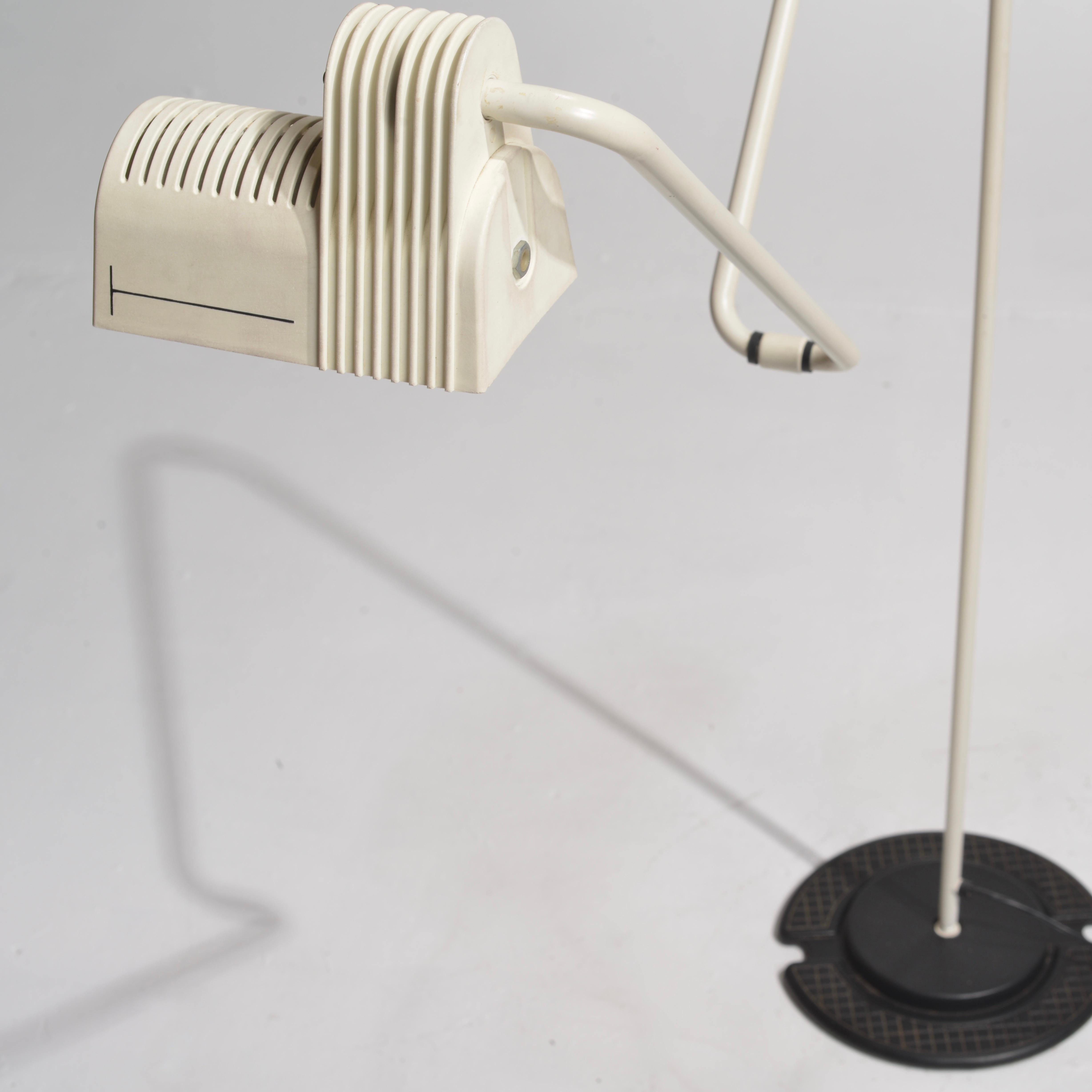 Lampadaire pliable post-moderne de Hannes Wettstein pour Belux, Espagne en vente 4