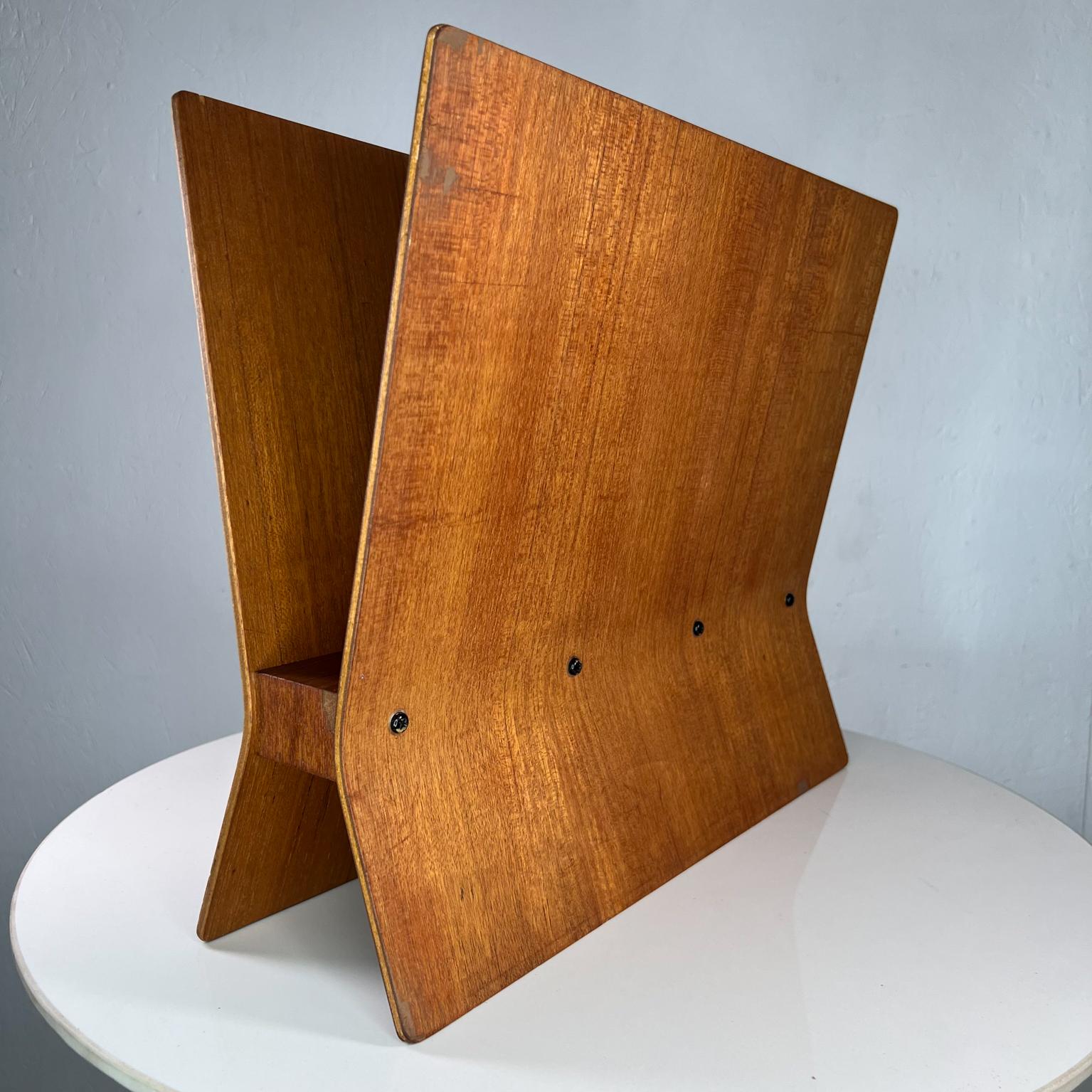 Post-Modern Bent Plywood Sculptural Teak Magazine Rack Stand Style Alvar Aalto 2