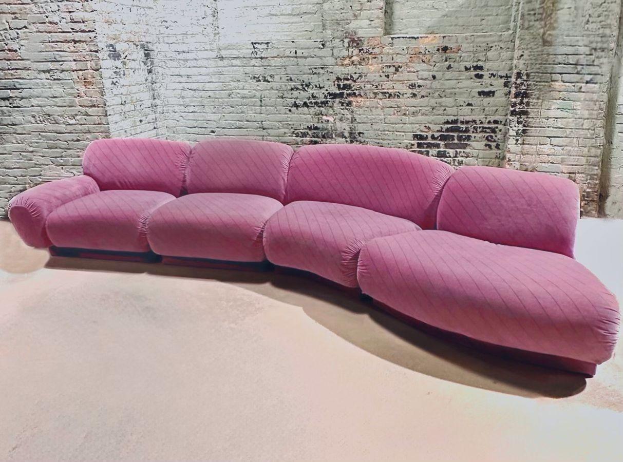 Post Modern Bernhardt 4 Piece Sectional, 1980. Mauve/pink velvet original upholstery in great condition. Has a thing purple/violet pin stripe.
Measures Over all dimensions seat height 16.5