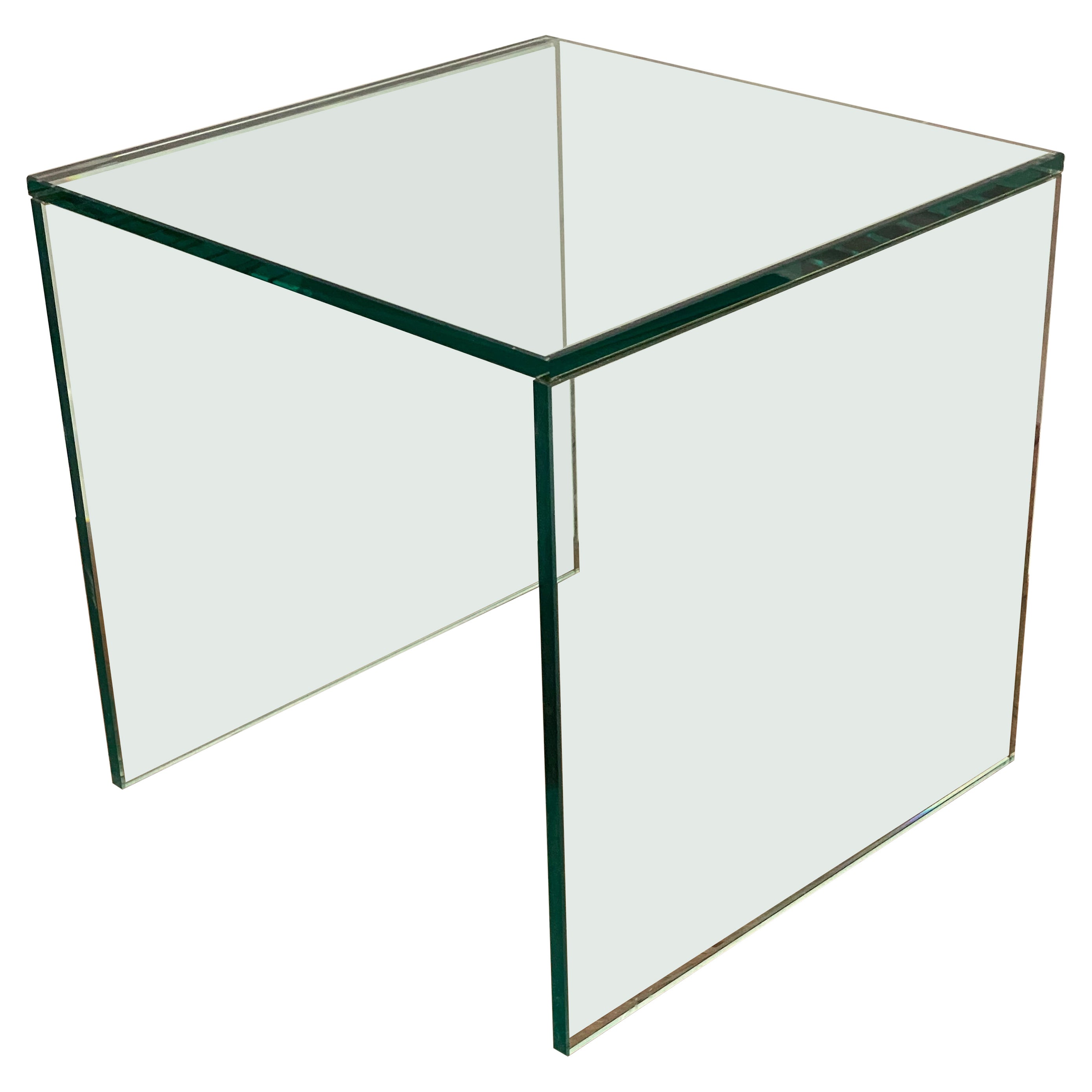Post Modern Bevel and Polished Green Edge Glass End Table For Sale