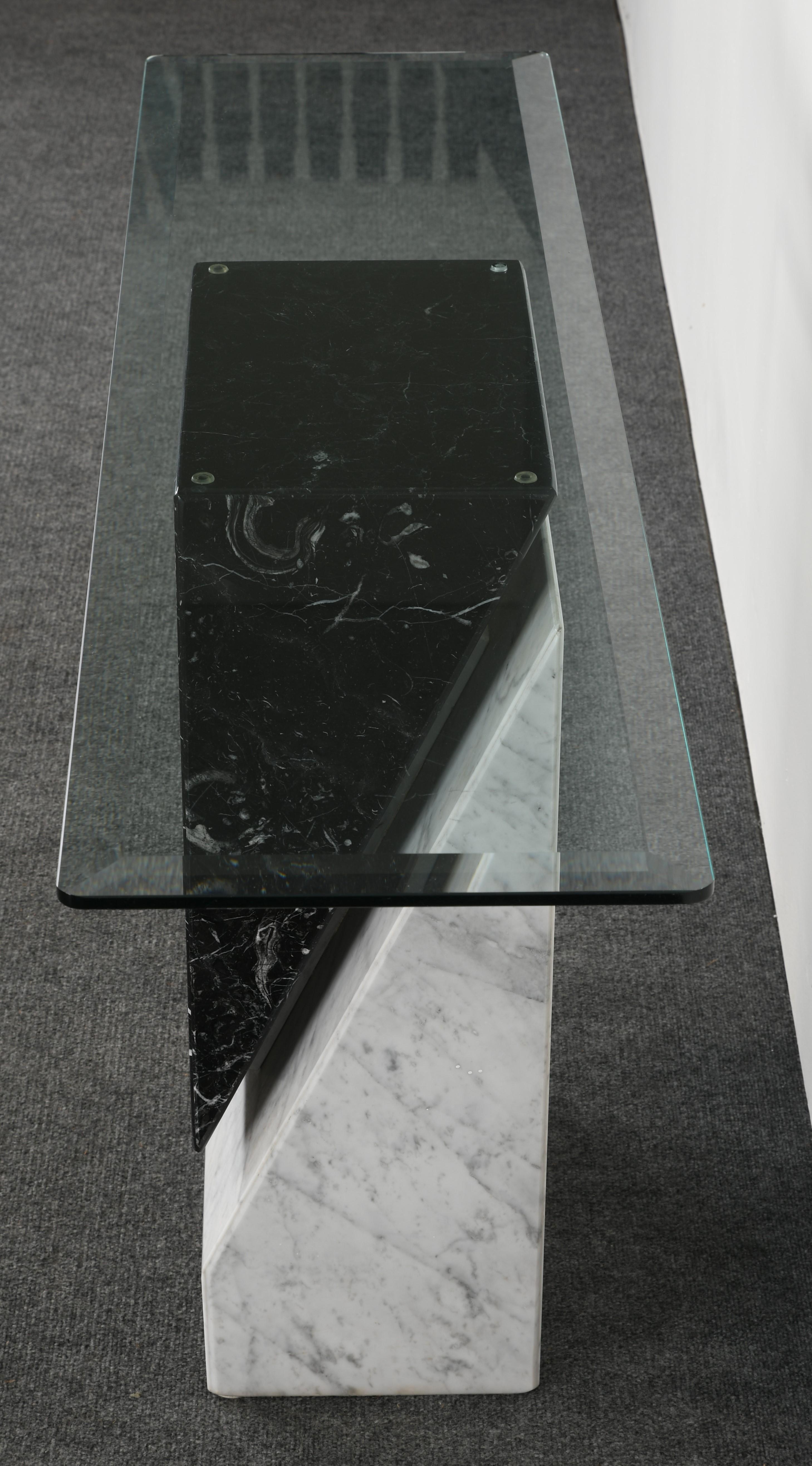 Postmodern Black and White Marble Console Table, 1980s In Good Condition In Hamburg, PA