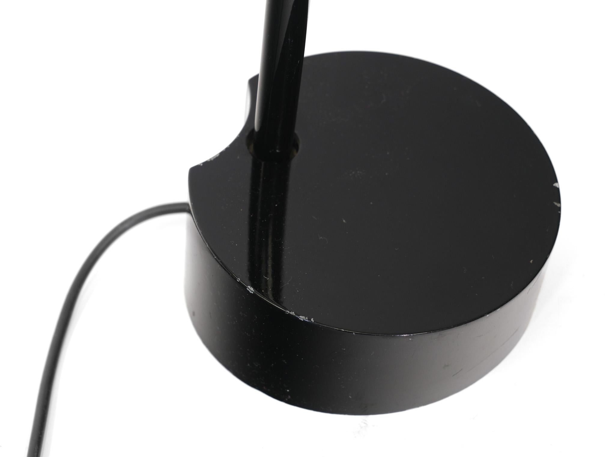 Post Modern Black Grip Floor Lamp By Achille Castiglioni For Flos, Italy 1980s For Sale 7