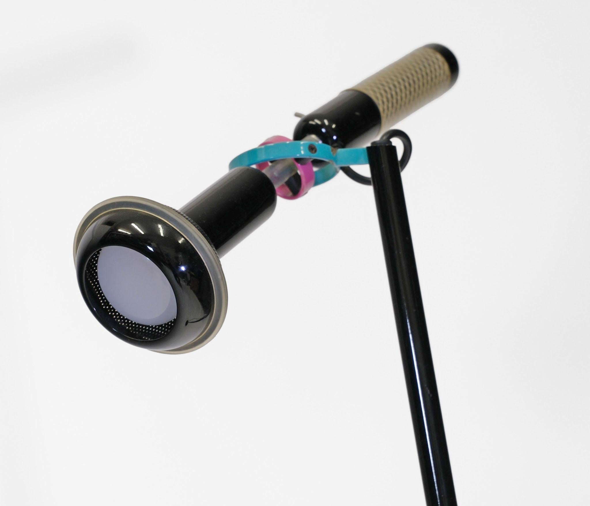 Italian Post Modern Black Grip Floor Lamp By Achille Castiglioni For Flos, Italy 1980s For Sale