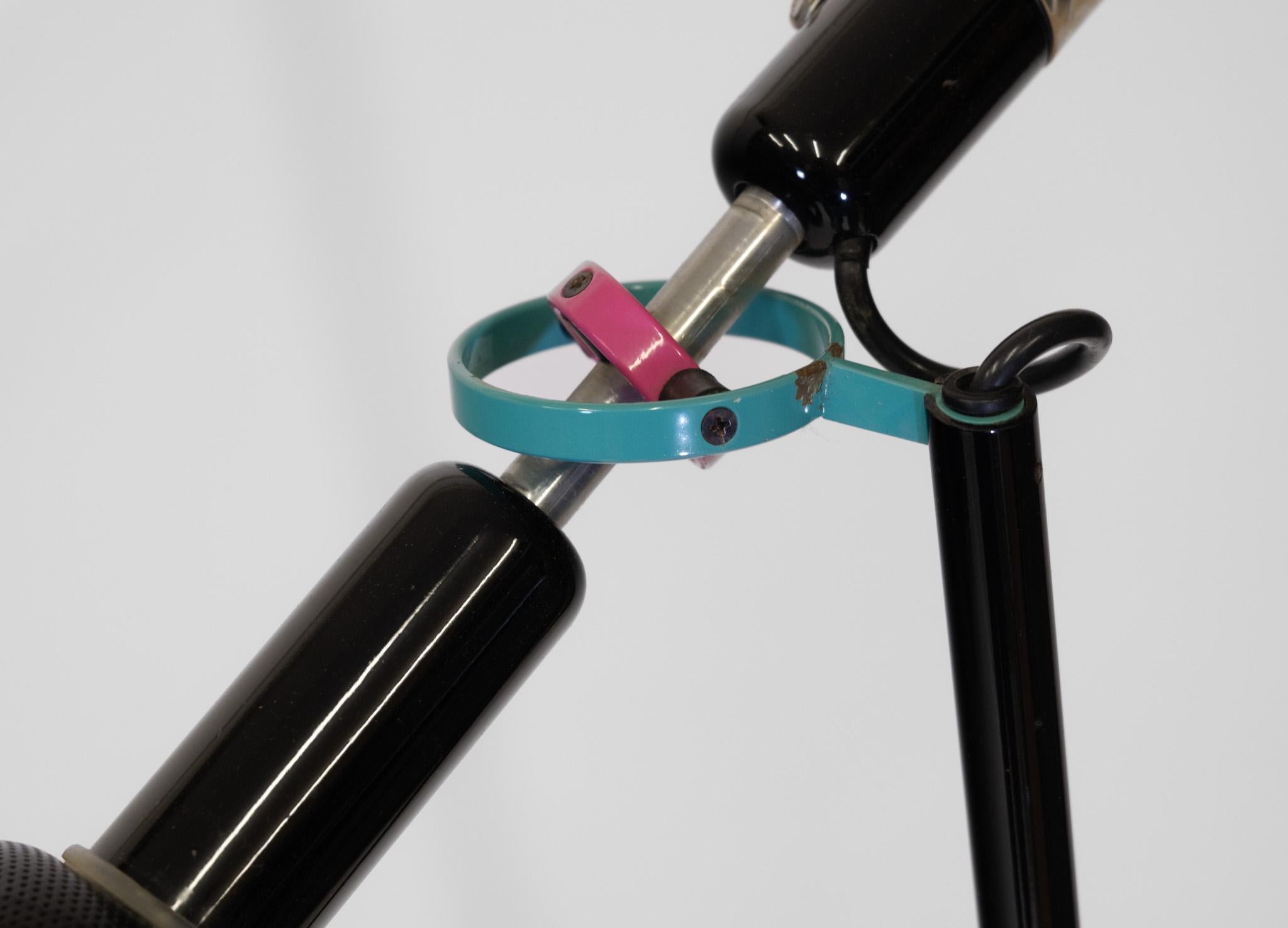 Post Modern Black Grip Floor Lamp By Achille Castiglioni For Flos, Italy 1980s In Good Condition For Sale In Norwich, GB