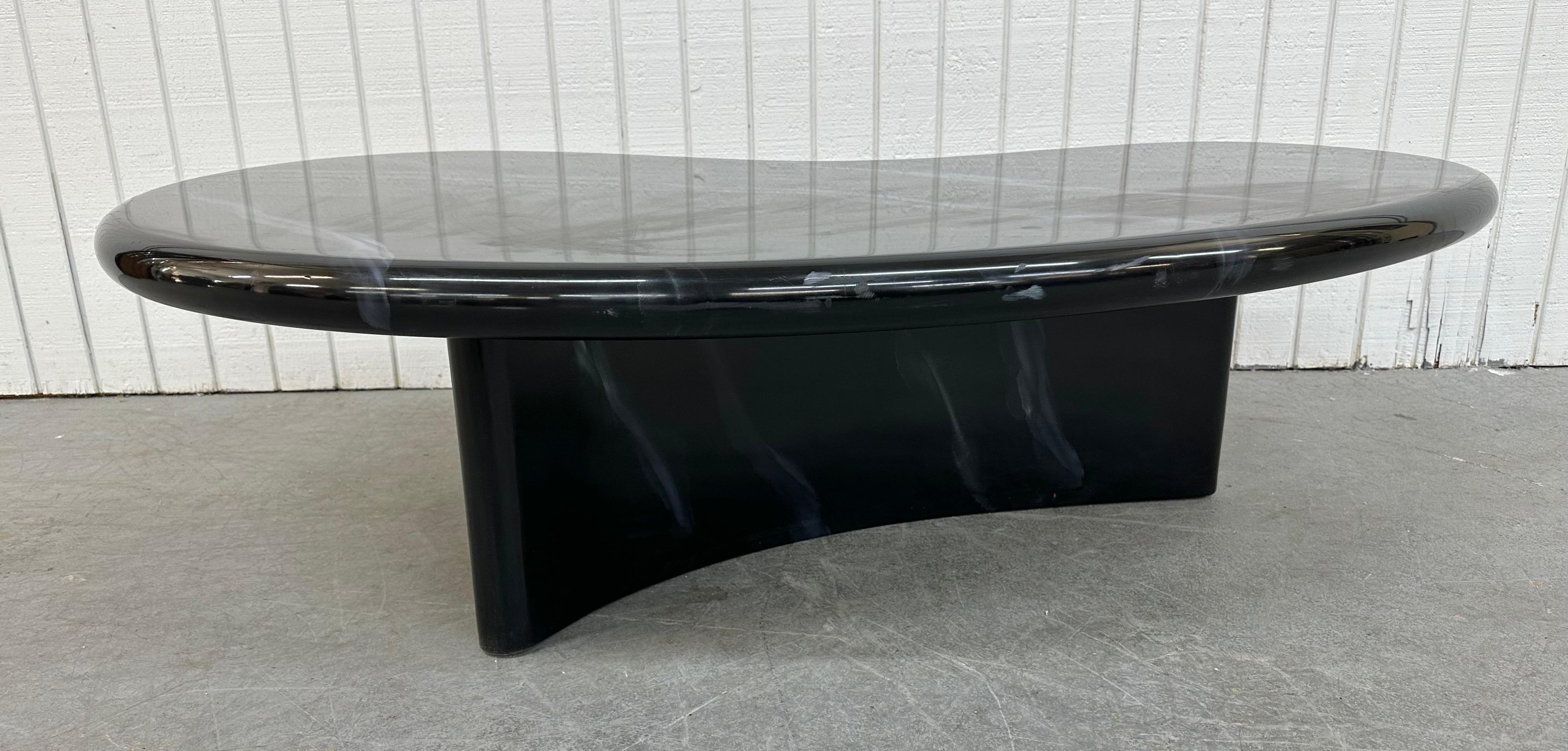 Post-Modern Black Lacquered Coffee Table 1