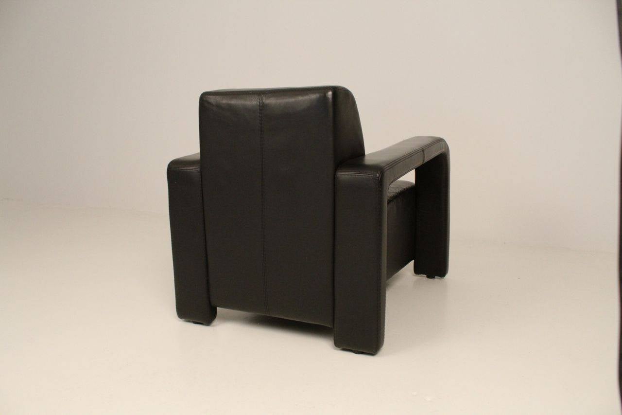 Post-Modern Post Modern Black Leather Lounge Chair Made by Marinelli, Italy For Sale