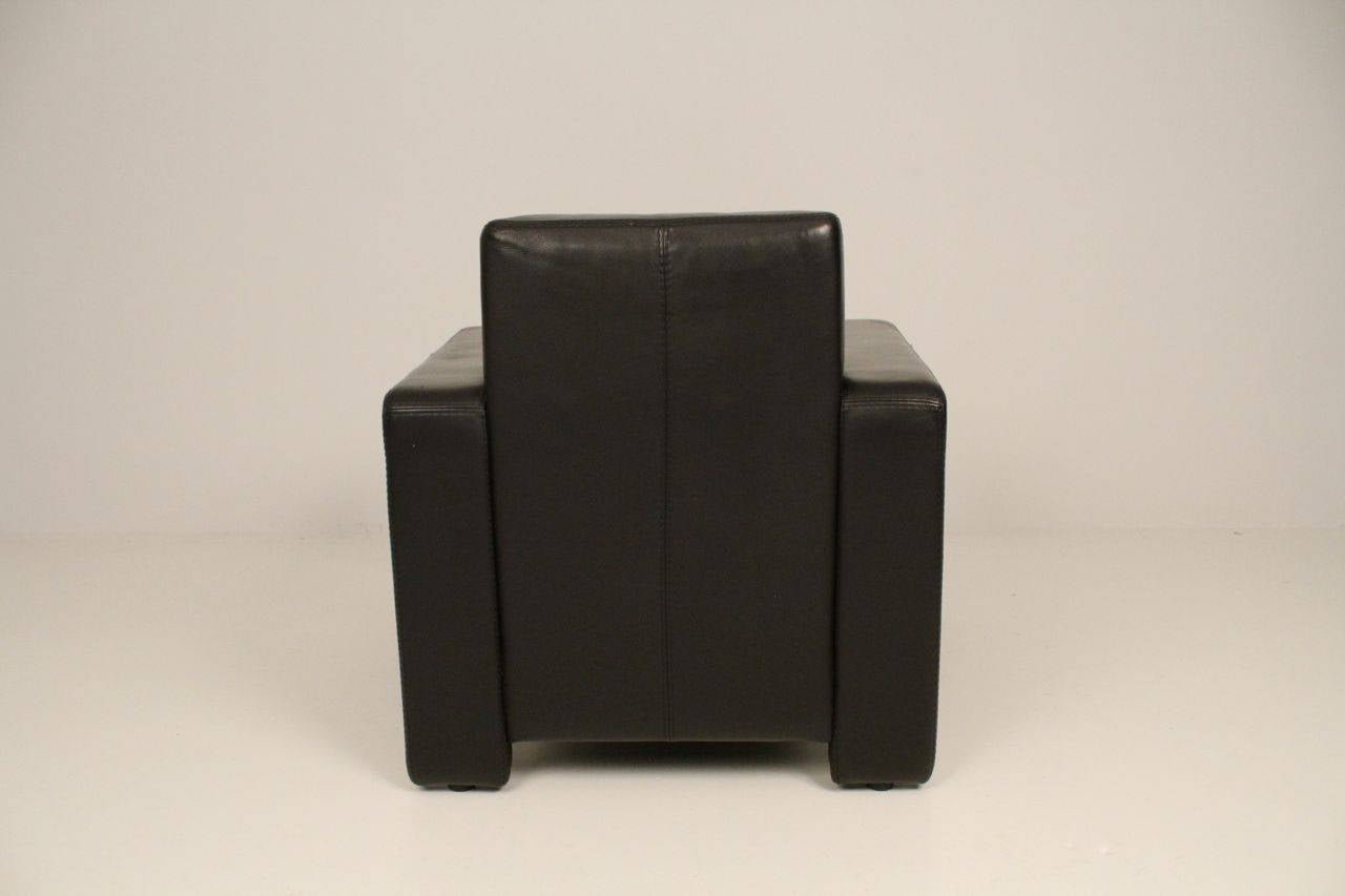 Post Modern Black Leather Lounge Chair Made by Marinelli, Italy In Good Condition For Sale In Weesp, NL