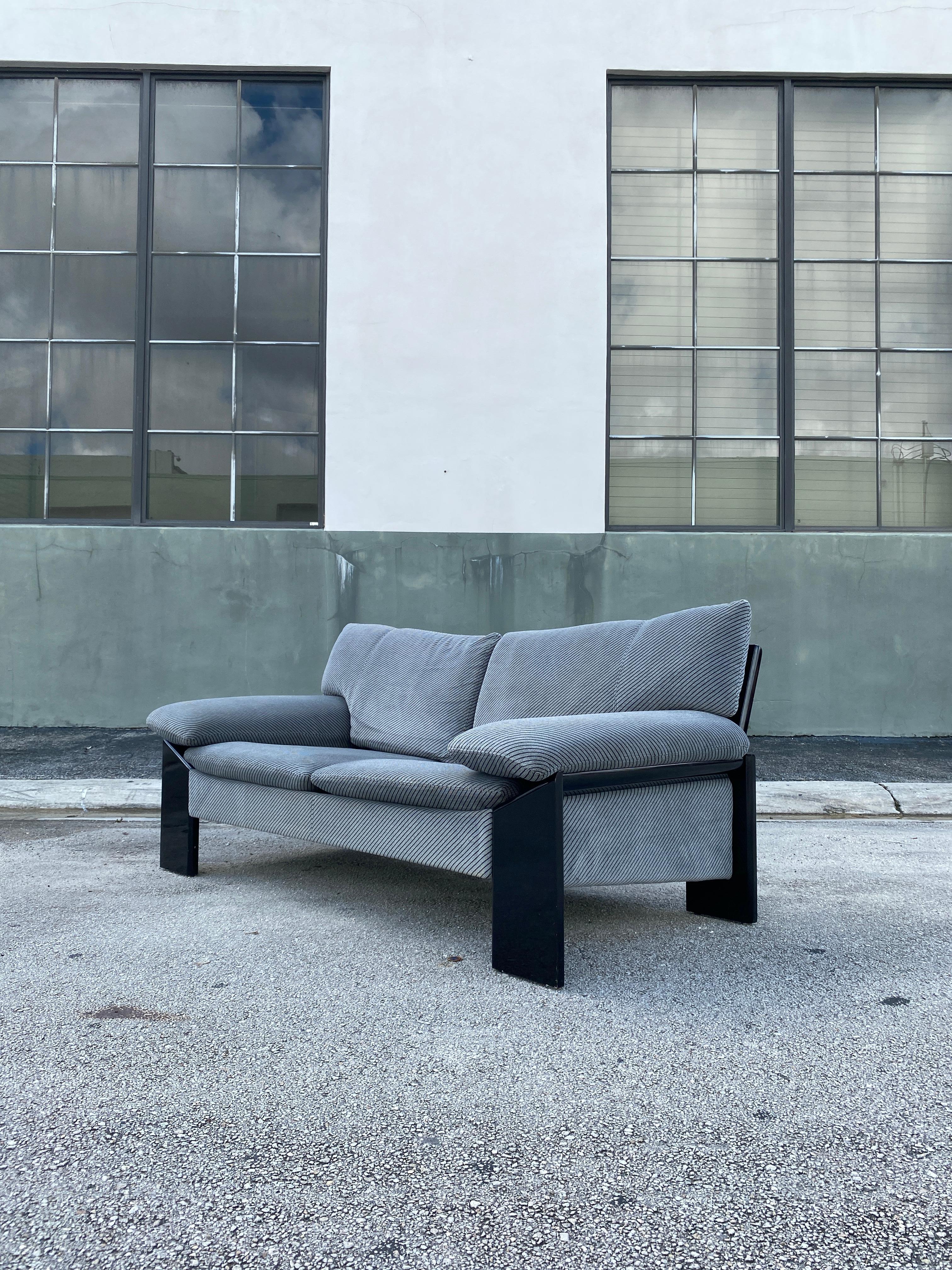 Post-Modern Post Modern Black Settee in the Style of Sapporo For Sale
