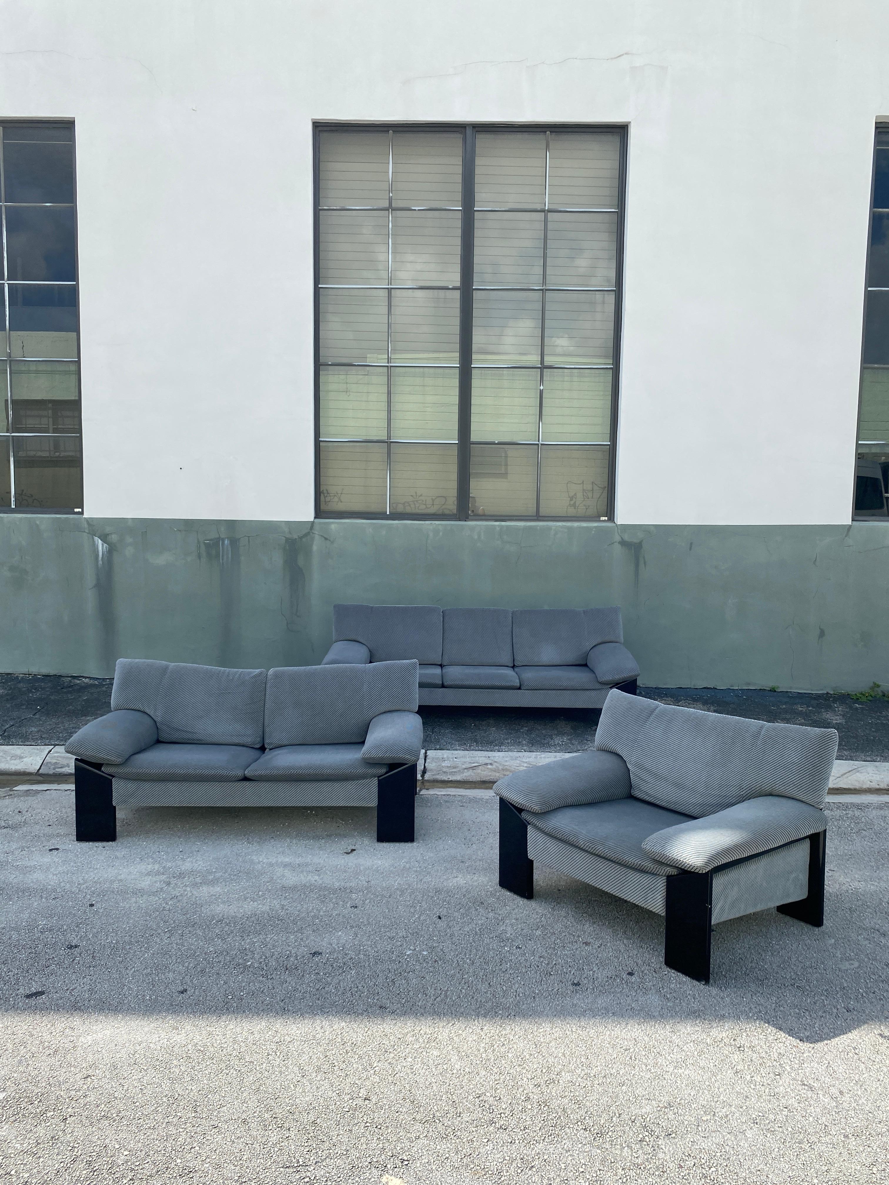 Post Modern Black Sofa in the Style of Sapporo For Sale 3