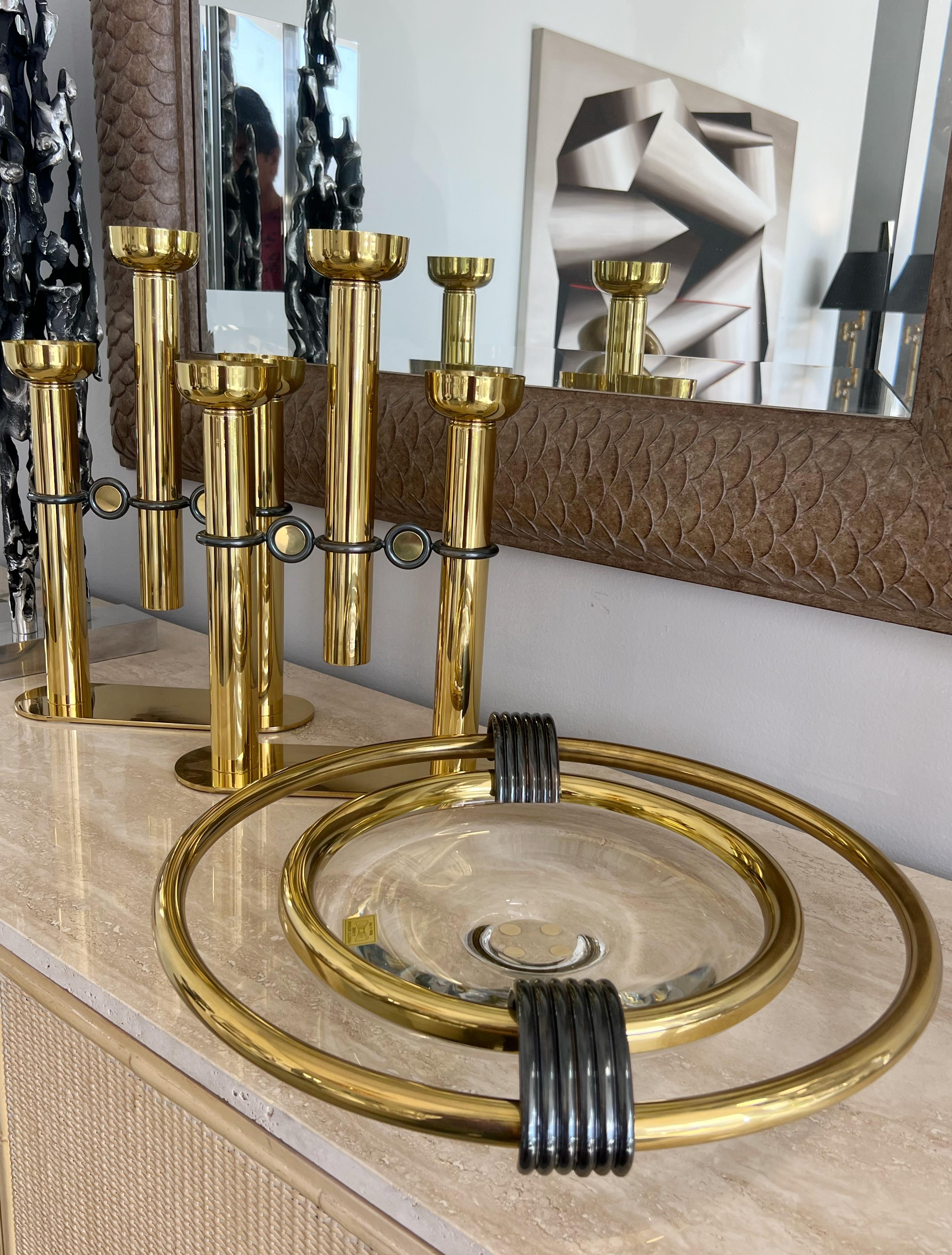 Centro de mesa postmoderno de latón y cristal EG Cody en venta 1