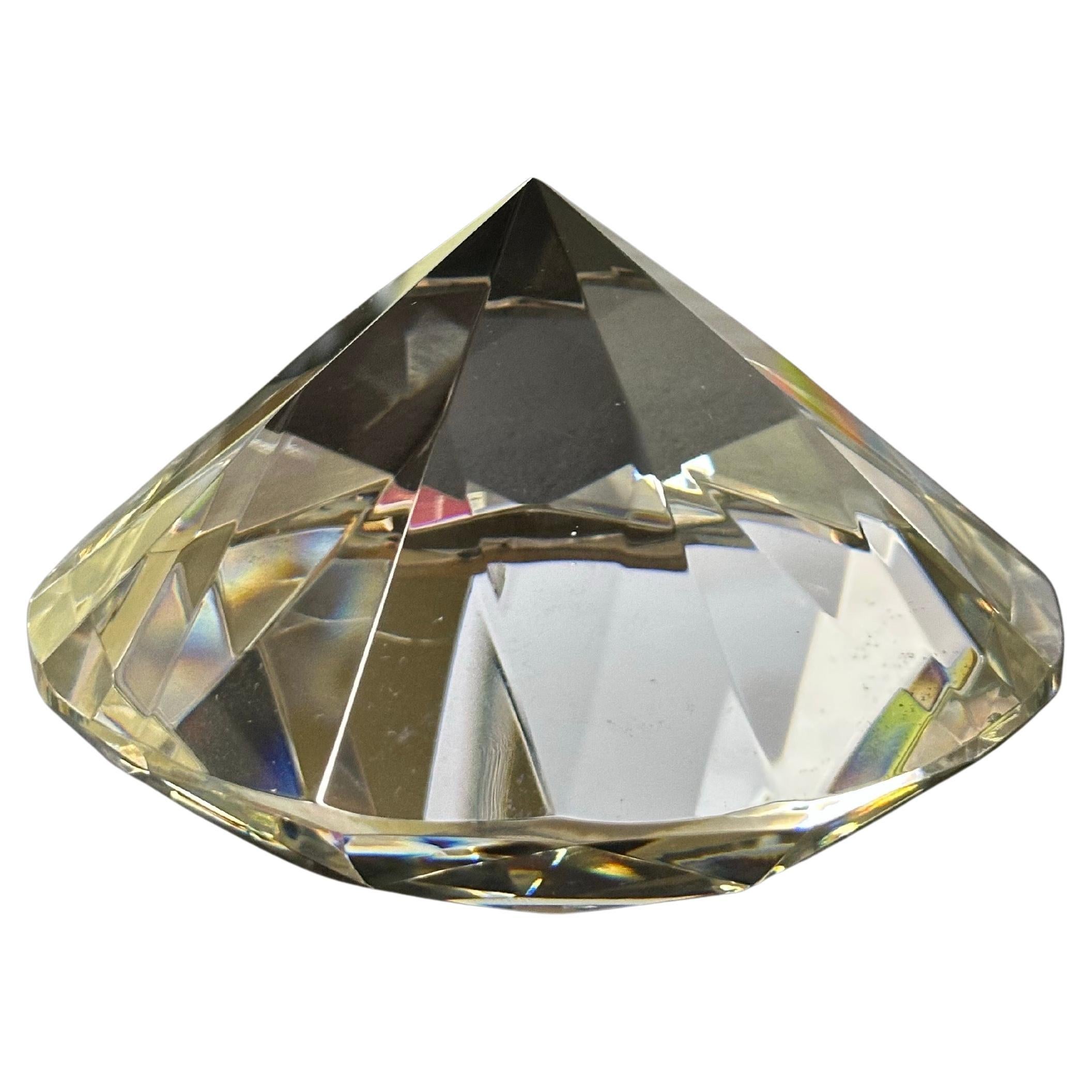 Post-Modern, Brilliantly Cut Diamond Shaped Art Glass Paperweight / Sculpture In Good Condition For Sale In San Diego, CA