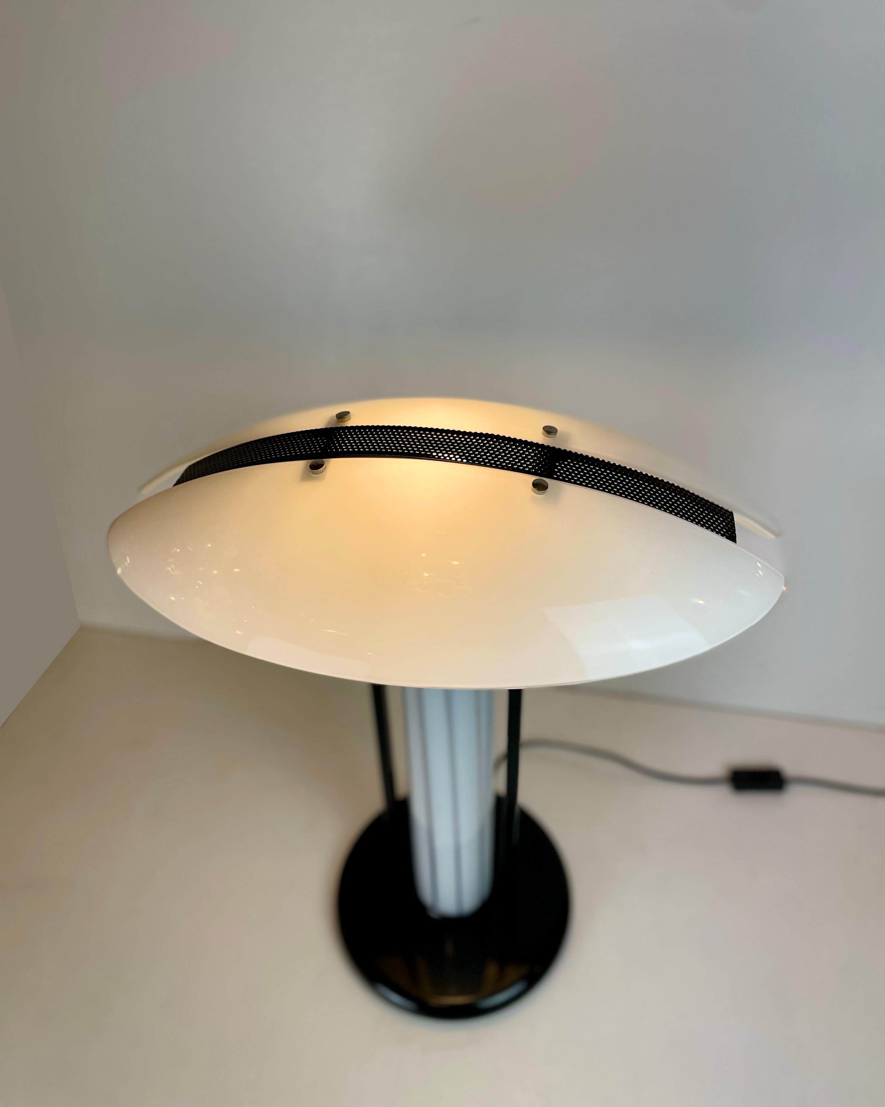 Late 20th Century Post-Modern B&W Murano Table Lamps, 1980s For Sale