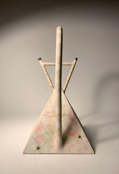 Boîte couverte en céramique post-moderne de l'artiste répertorié David B. Ward