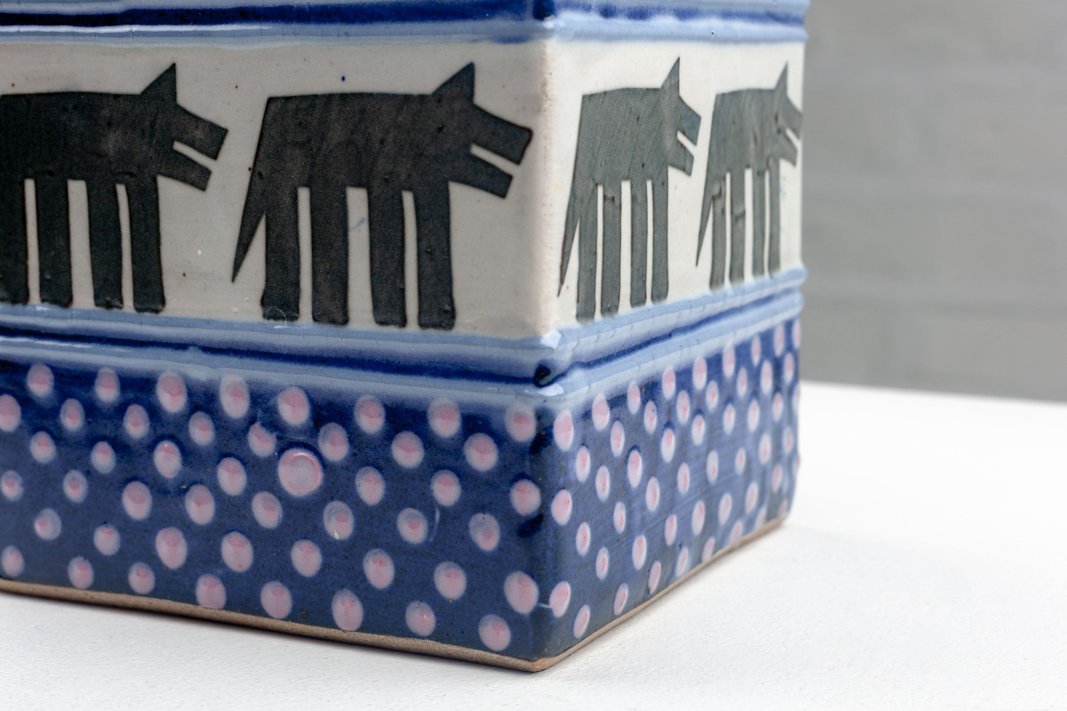 Postmodernes Hunde-Geschirrgefäß aus Keramik von Cunningham Pottery, handgefertigt, 1990er Jahre, USA im Angebot 2