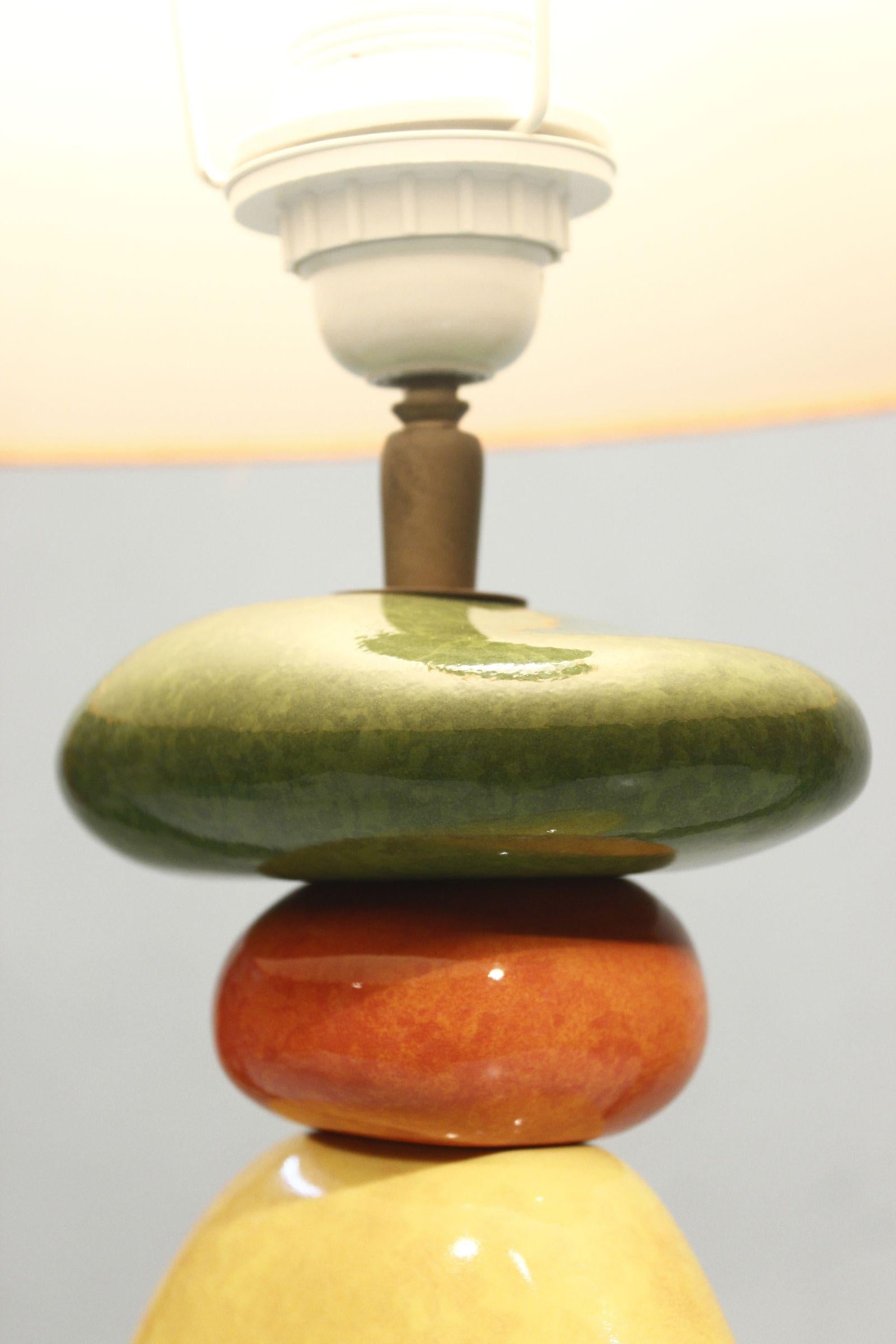 Post-modern ceramic pebble lamp by François Chatain, France 1990s In Good Condition In STRASBOURG, FR