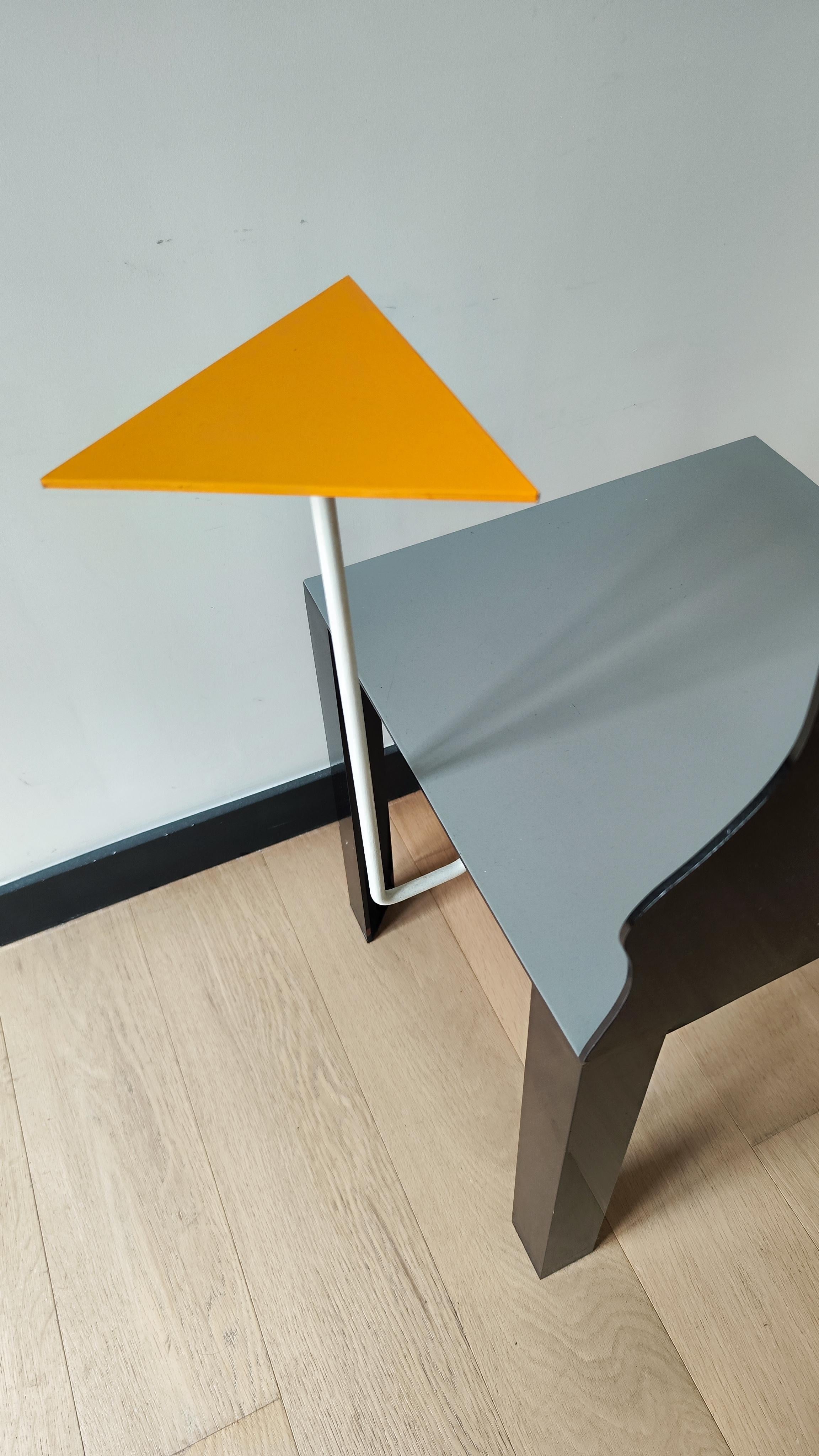 Silla postmoderna años 80 Movimiento Memphis, espíritu Ettore Sottsass en venta 12