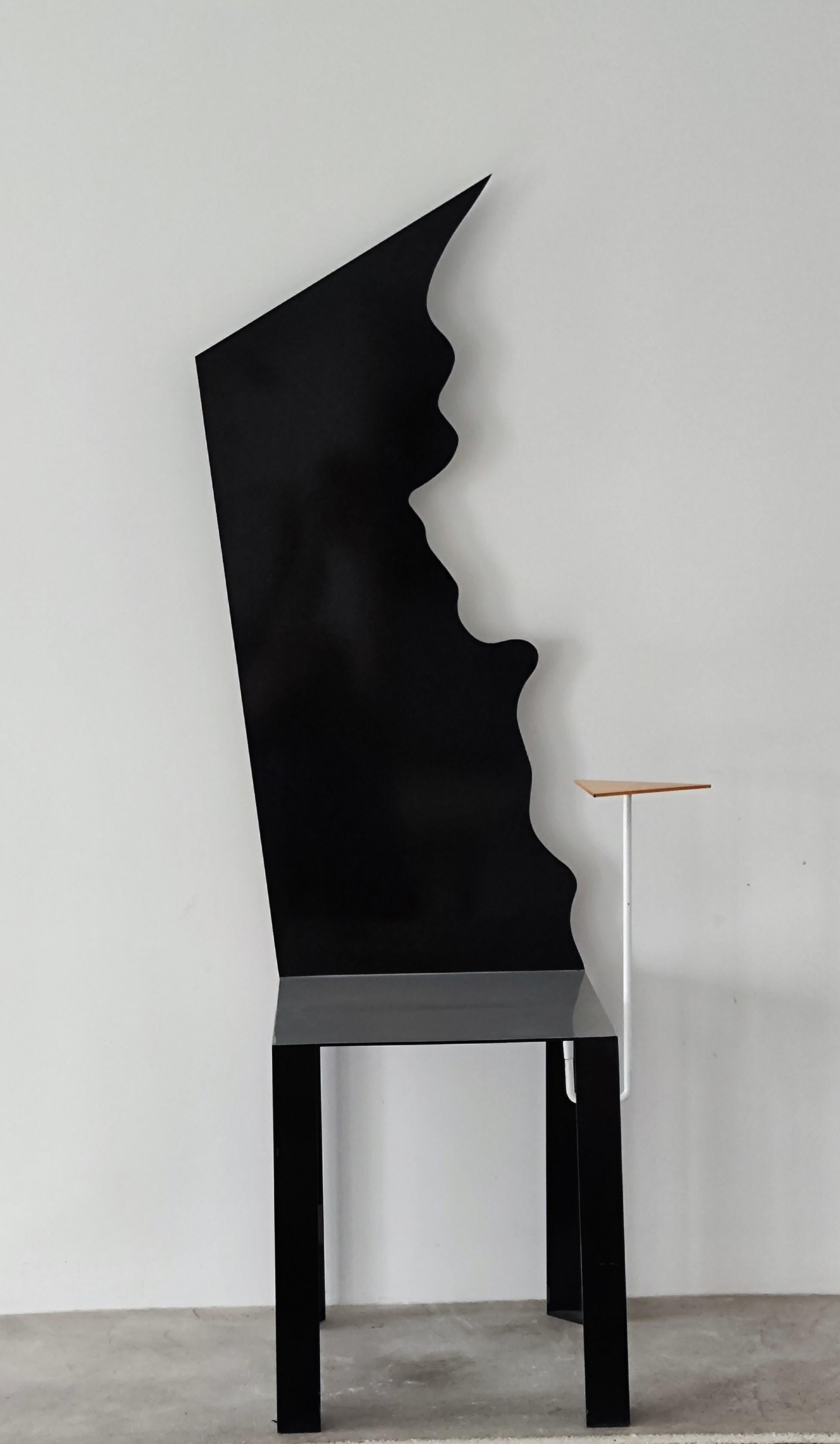 Silla postmoderna años 80 Movimiento Memphis, espíritu Ettore Sottsass finales del siglo XX en venta