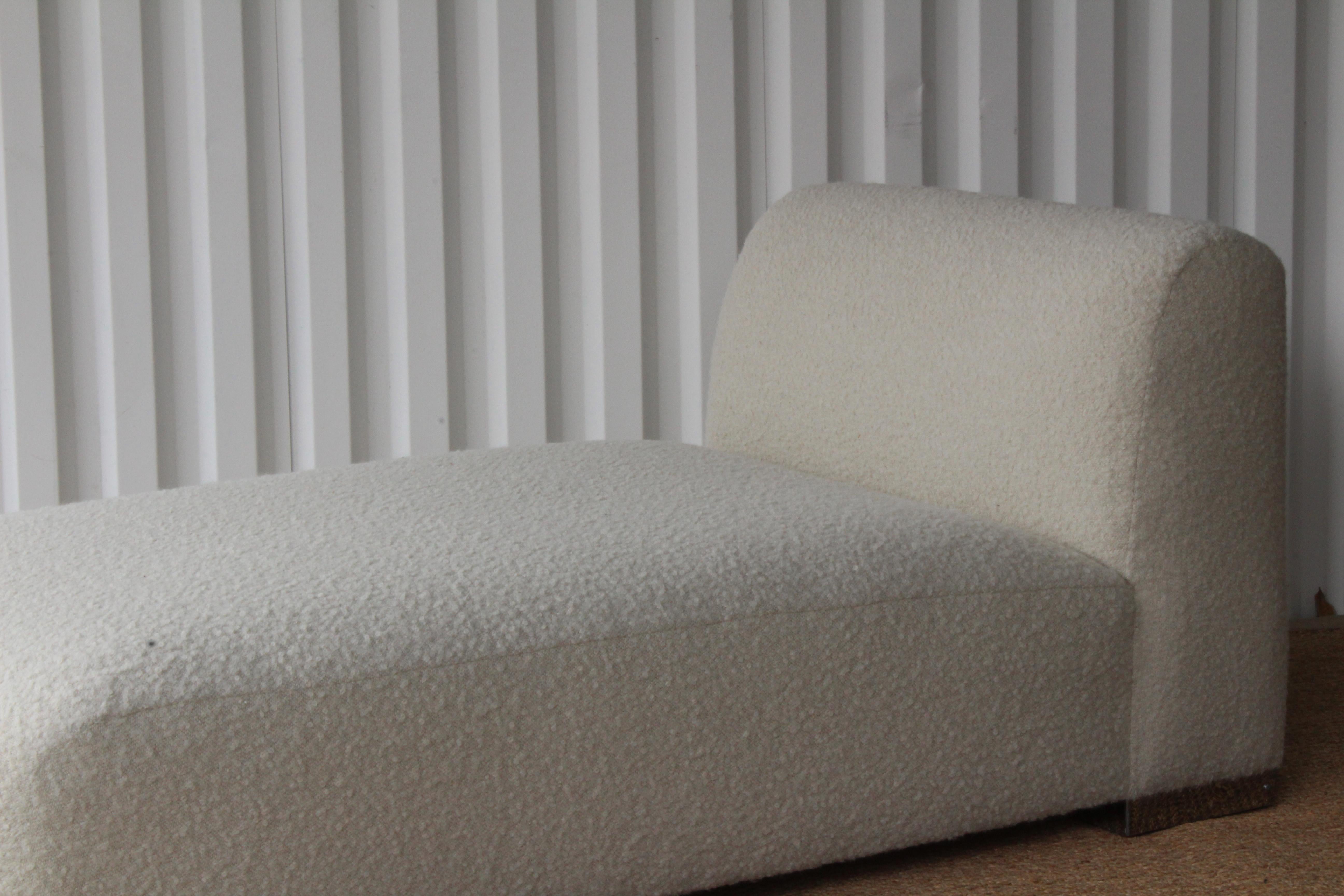 Postmodern Chaise Lounge in Alpaca Wool, U.S.A, 1980s In Excellent Condition In Los Angeles, CA