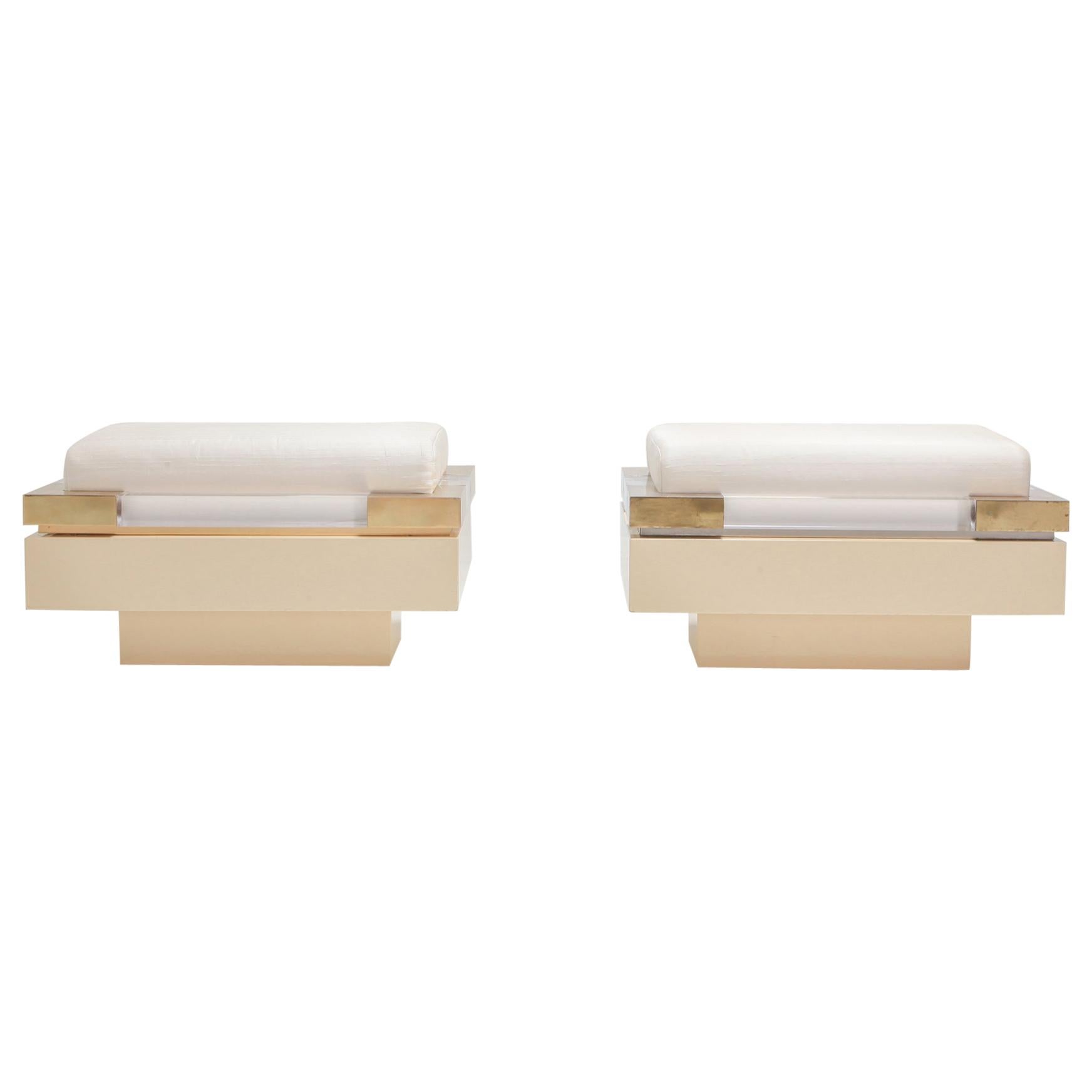 Postmodern Chic Pair of Ottoman in Cream Lacquer, Brass and Lucite