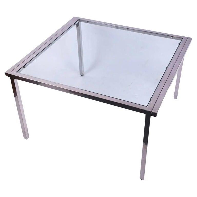 Postmoderne Table de salle à manger postmoderne en chrome et verre avec 2 feuilles de verre en vente
