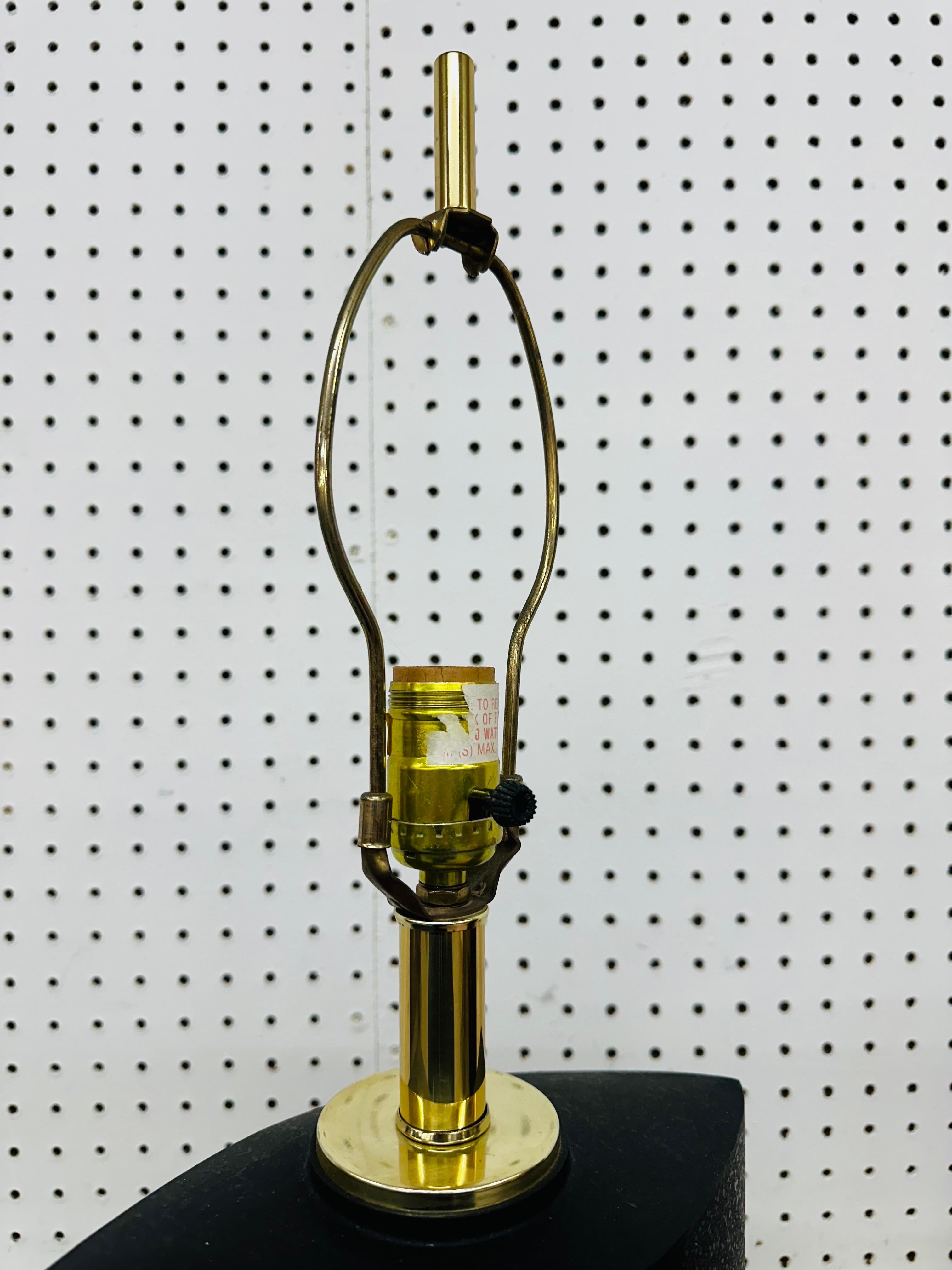 Postmoderne Kleeblattlampe Company Schwarze & Messing Tischlampen - 2er-Set (20. Jahrhundert) im Angebot