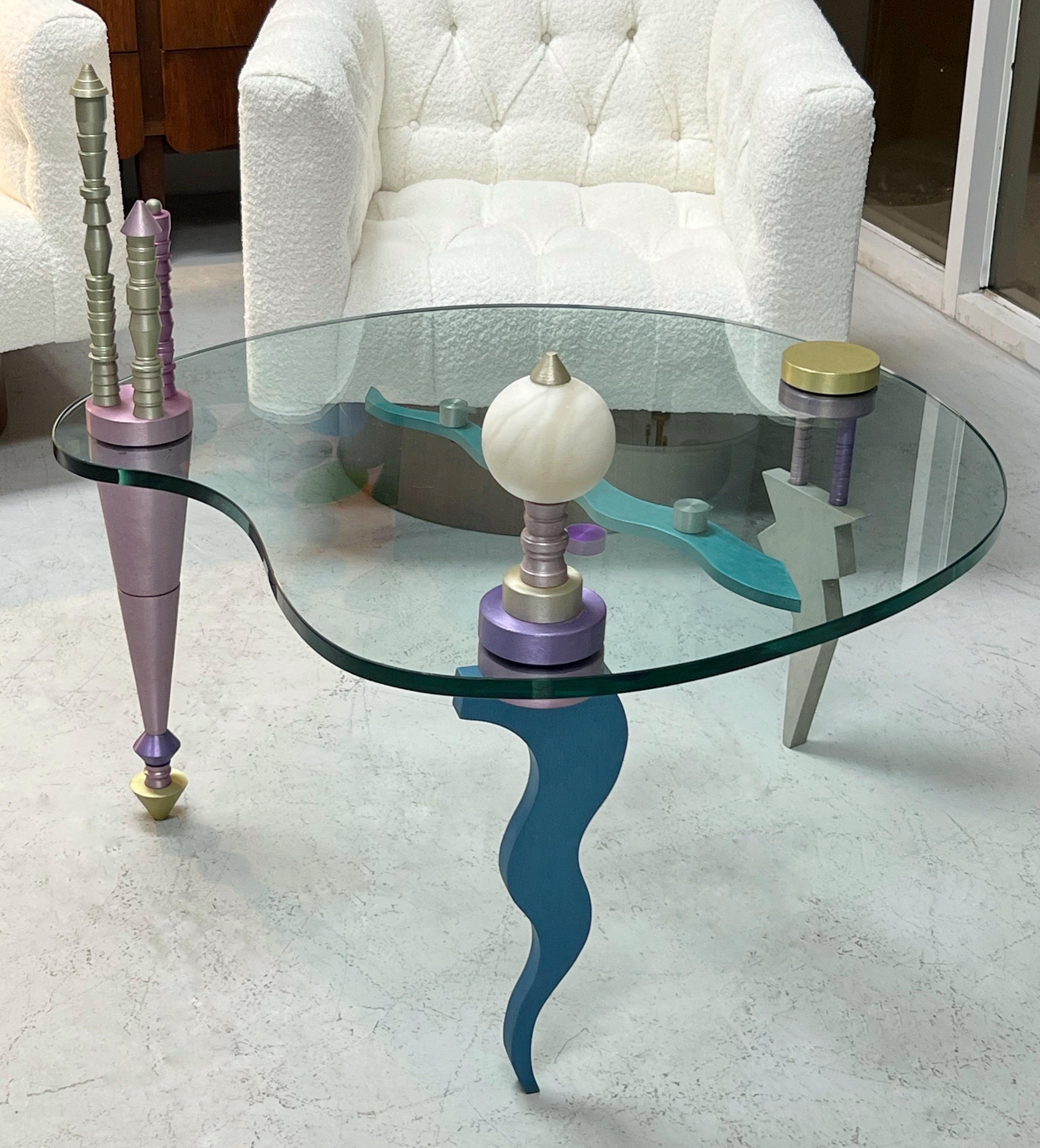 Post Modern Coffee Table Glass and Colorful Sculpture Metal 1980s In Good Condition For Sale In Miami, FL