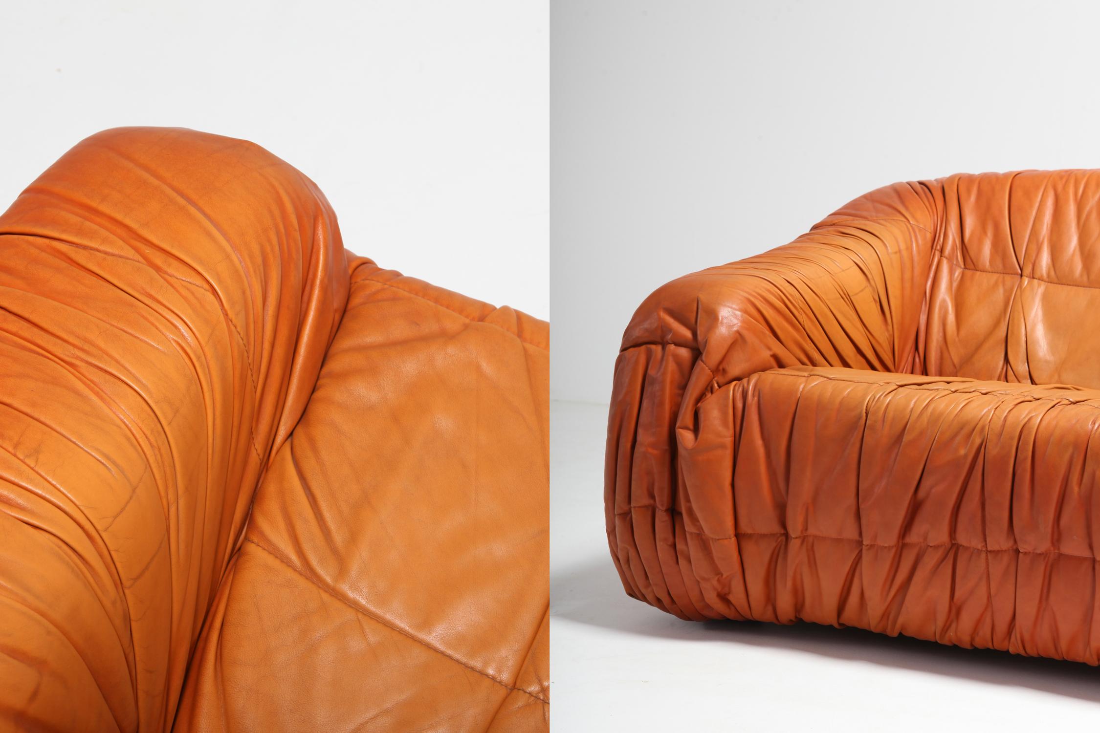 Post-Modern Postmodern Cognac Leather ‘Piumino’ Sofa by De Pas, D’urbino & Lomazzi