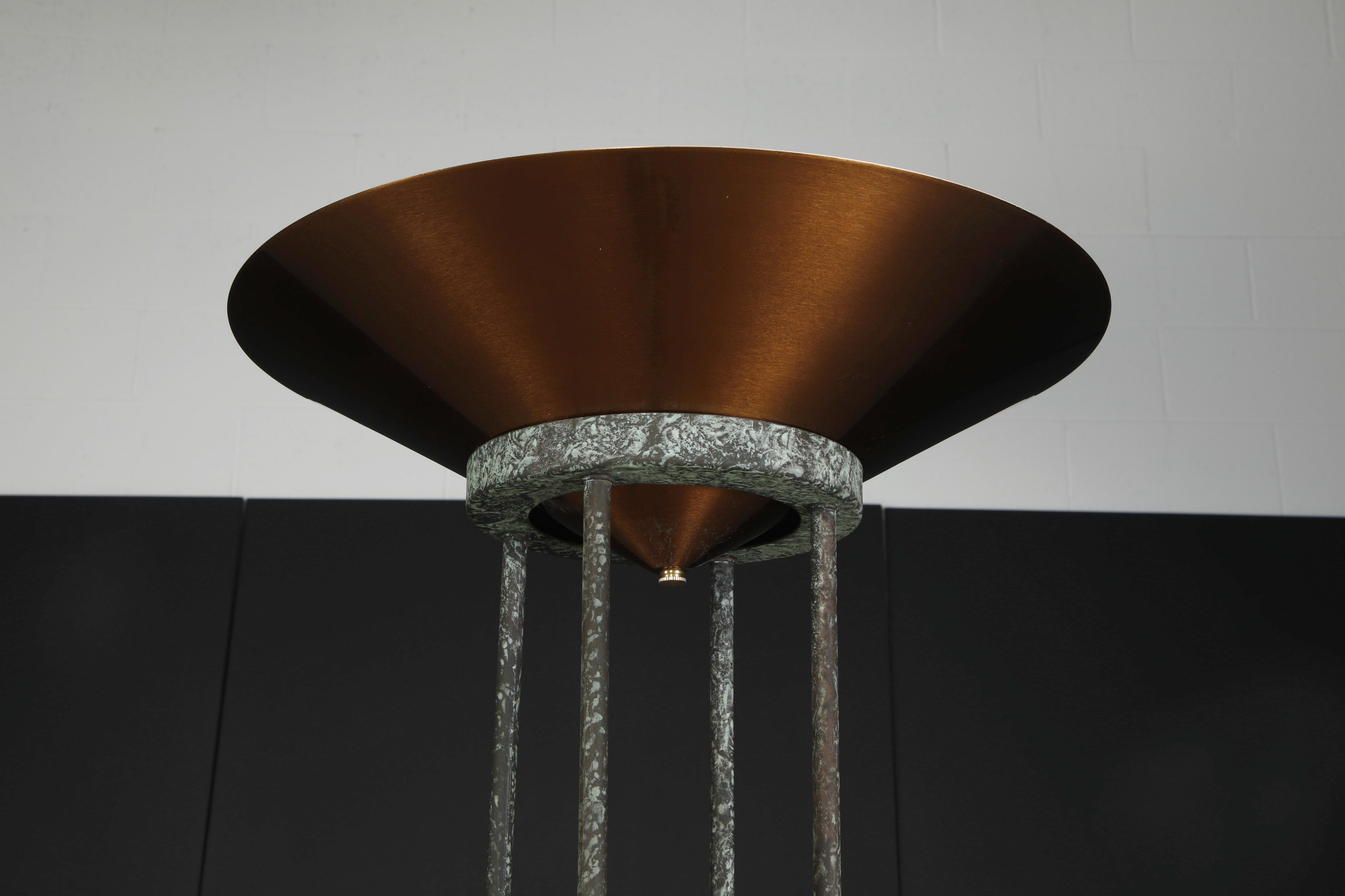 Lampade da terra postmoderne in rame di Jim Bindman per Rainbow Lamp, anni '80, firmate In condizioni buone in vendita a Los Angeles, CA