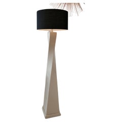 Post modern cream lacquer twist floor lamp, USA 1980s