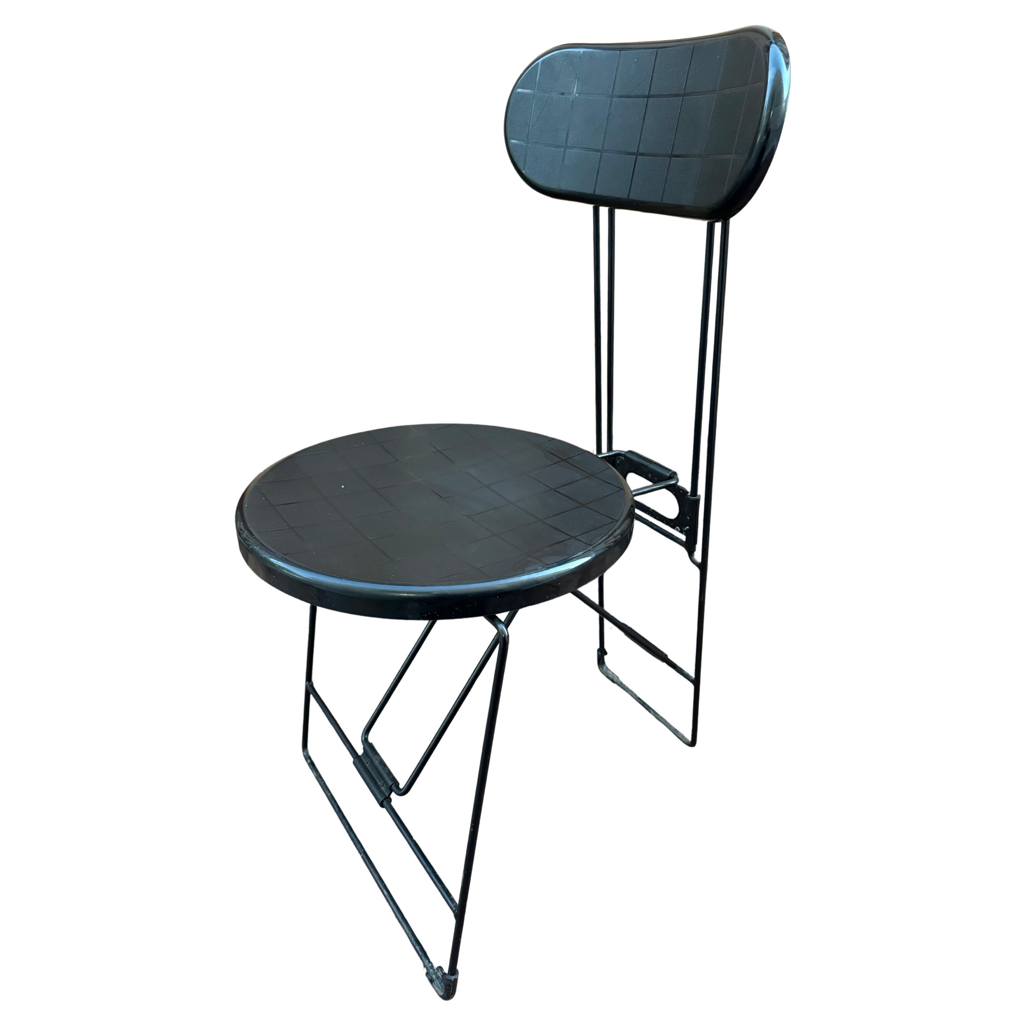 Chaise pliante postmodernericket"Cricket" conçue par Andries Van Onck pour Magis