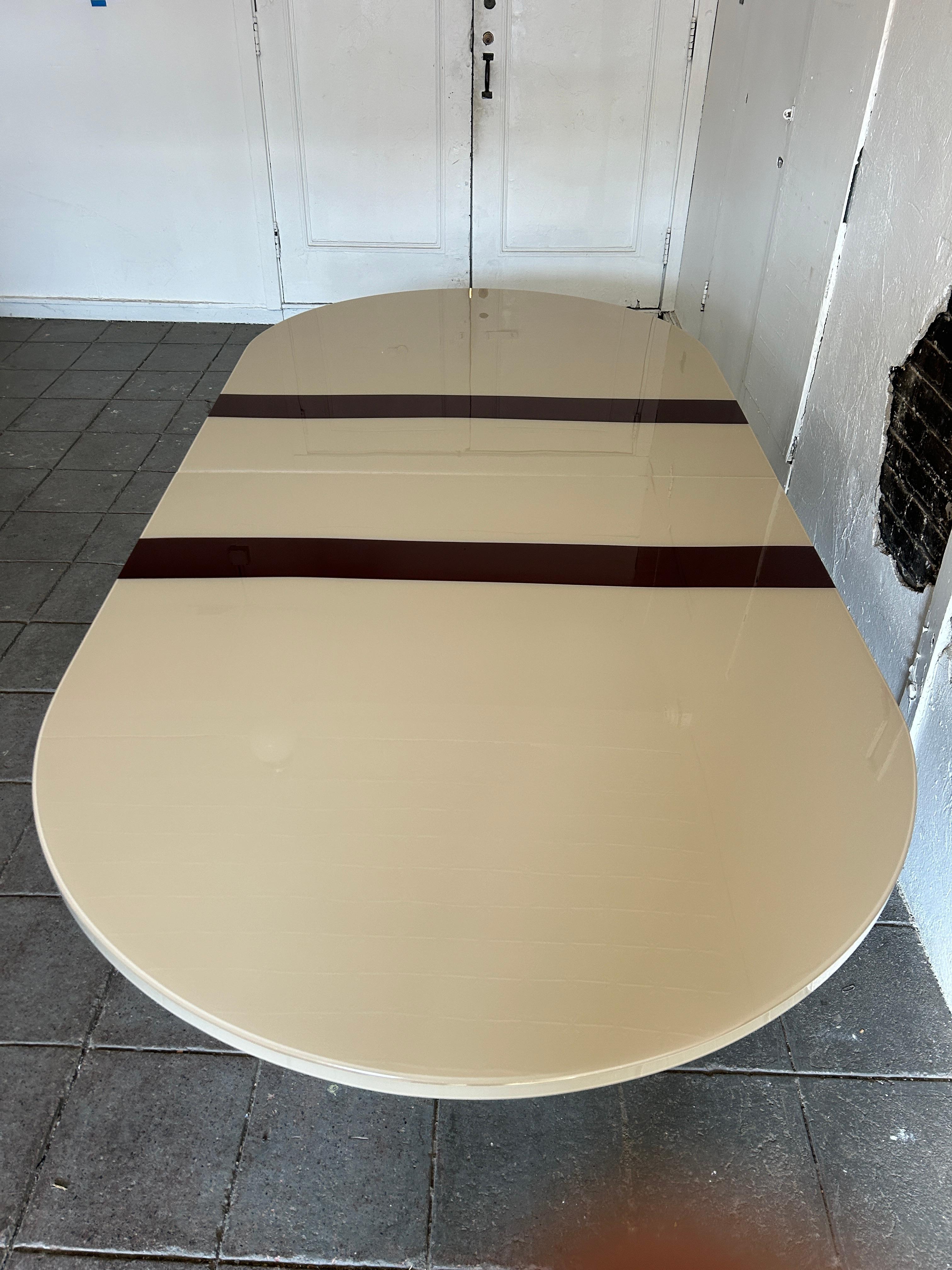 Post modern custom tan with maroon stripe dining table by Pace In Good Condition For Sale In BROOKLYN, NY
