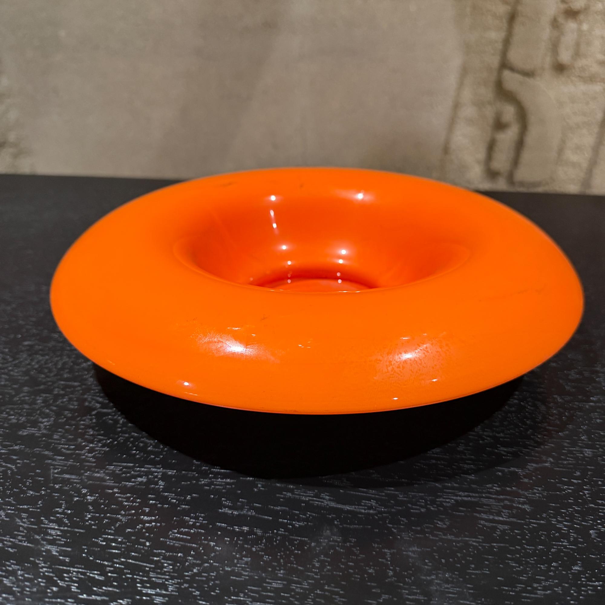 Late 20th Century Post Modern Czechoslovakian Art Glass Orange Bowl For Sale