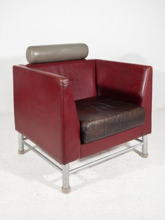 Post Modern Design by Ettore Sottsass for Knoll Set East Side Lounge Club Chairs