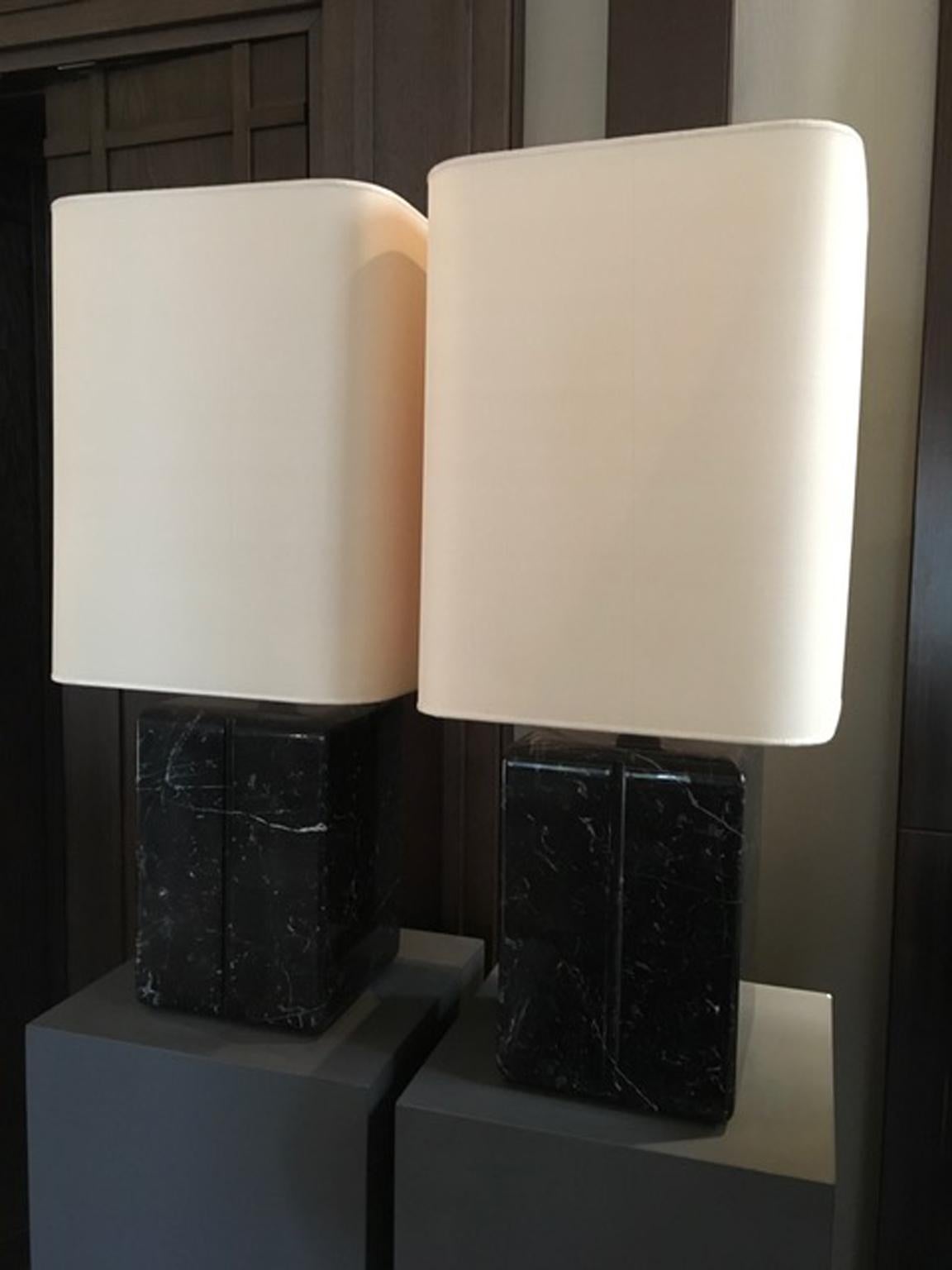 Hand-Crafted Italy Post-Modern Design Pair Black Marble Table Lamps For Sale