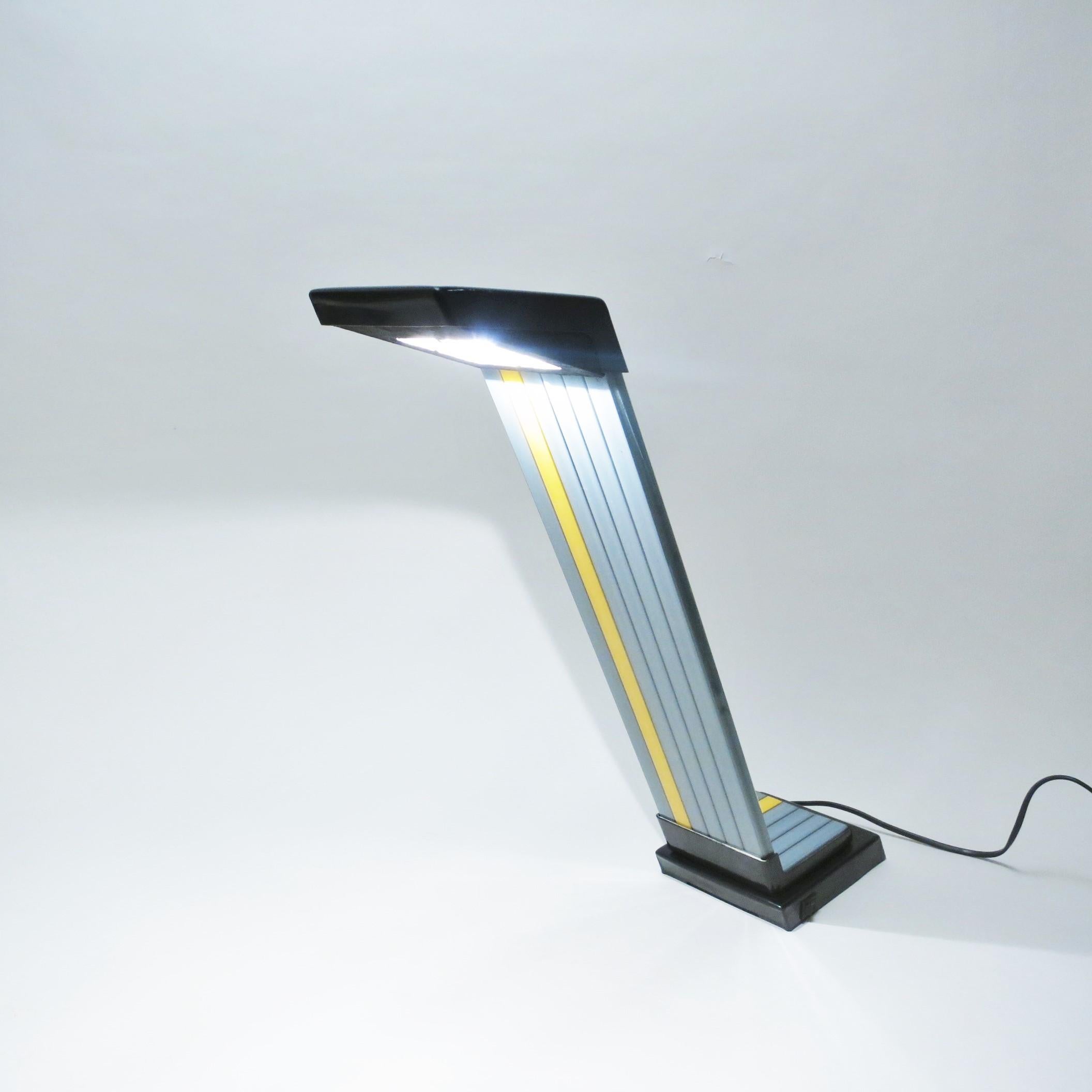 French Postmodern Desk lamp 1980 by Aznar For Sale