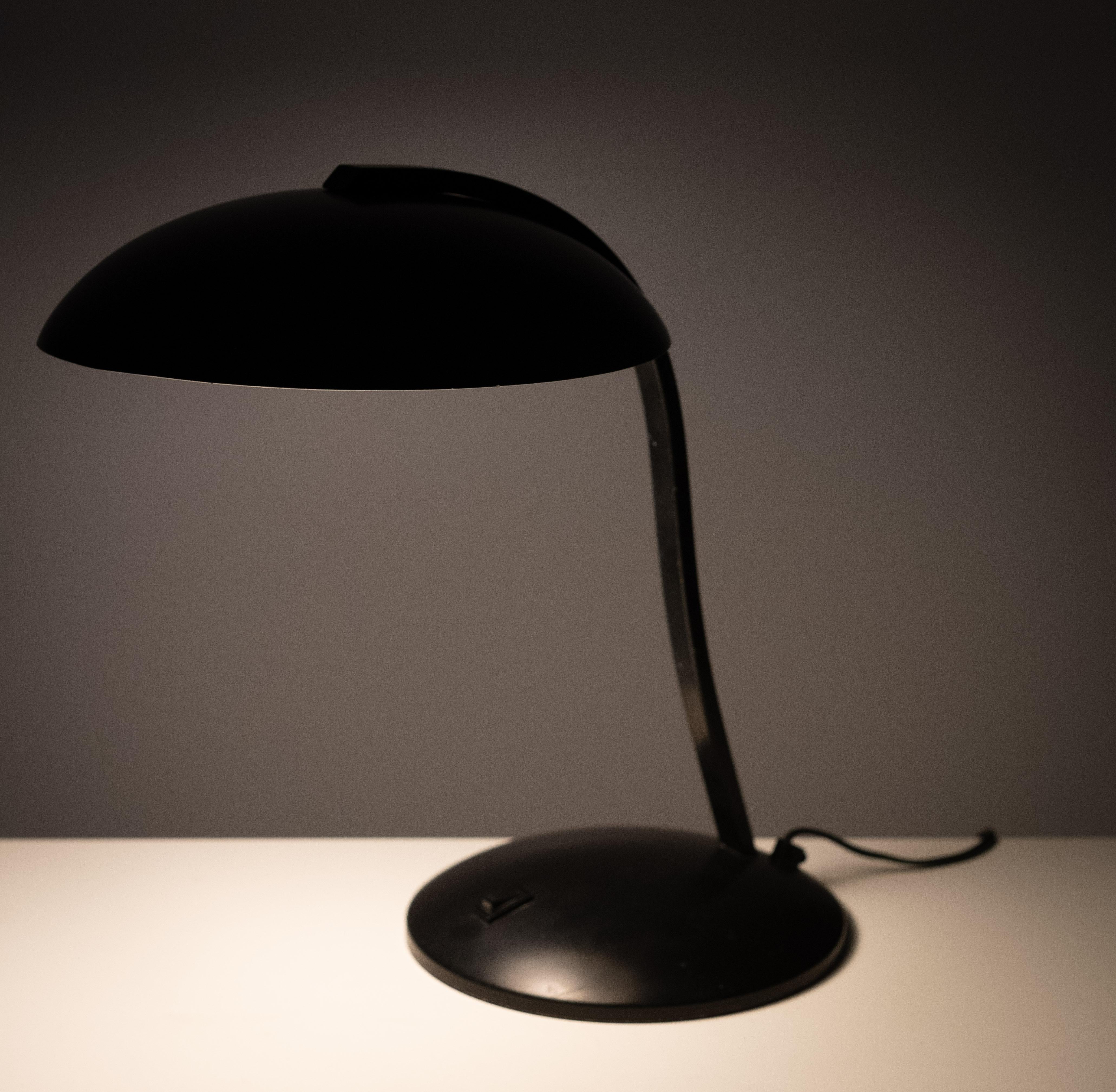Late 20th Century Post Modern Desk lamp by Nuova Veneta Lumi,  Italy 1980s For Sale