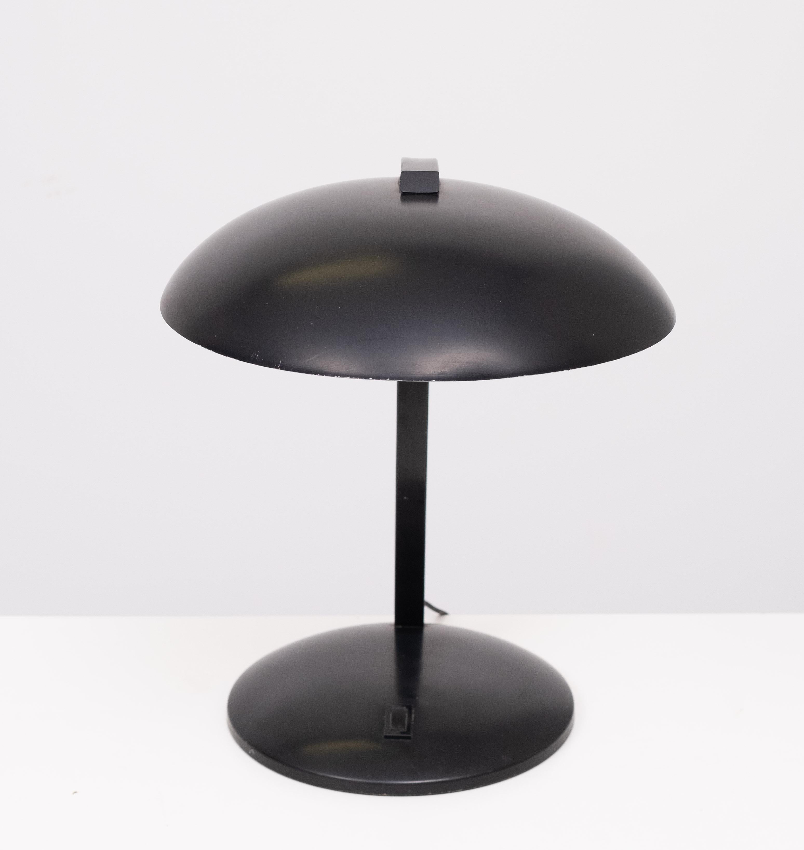Metal Post Modern Desk lamp by Nuova Veneta Lumi,  Italy 1980s For Sale