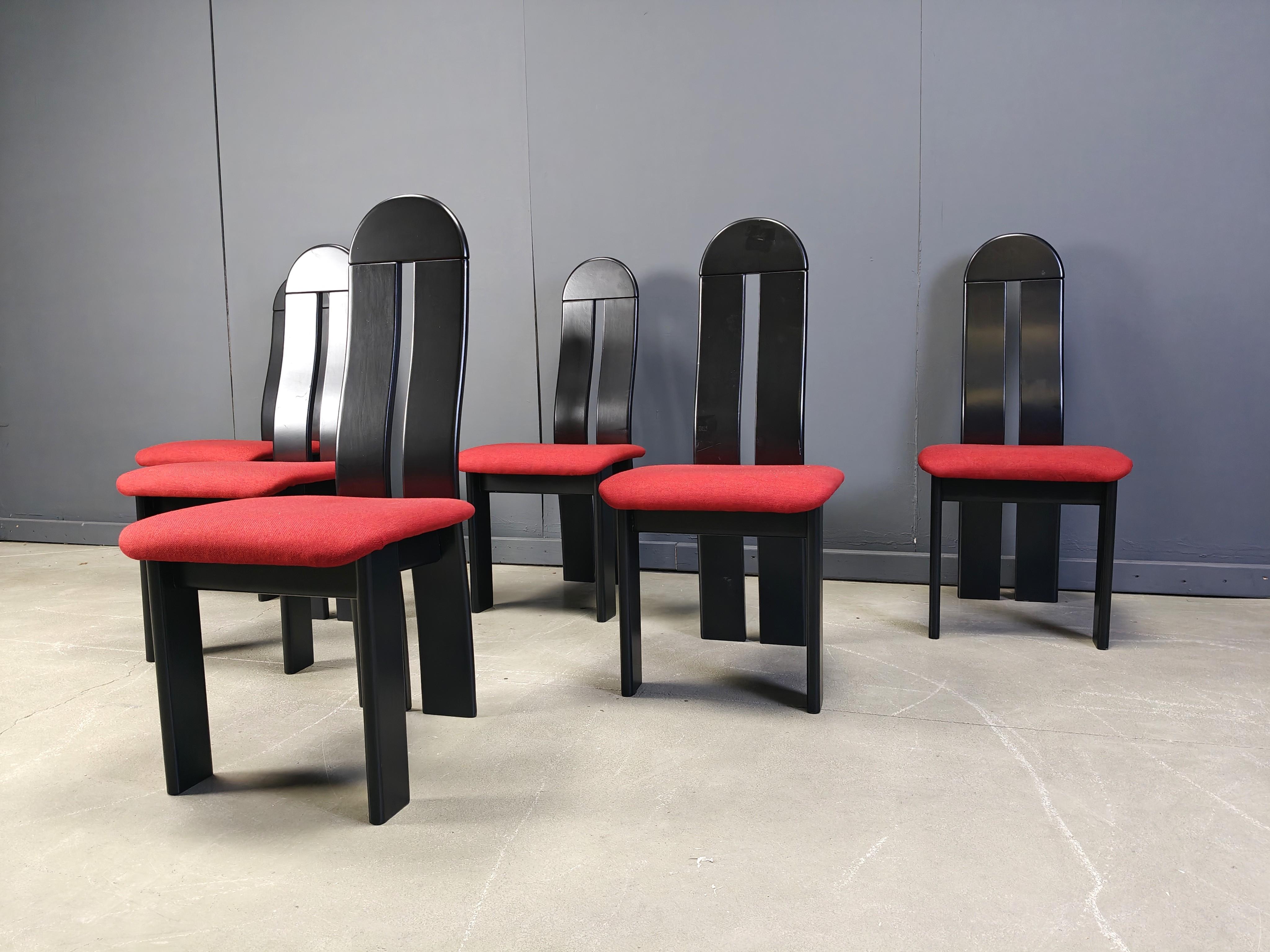 Post modern dining chairs, 1980s (Ende des 20. Jahrhunderts) im Angebot