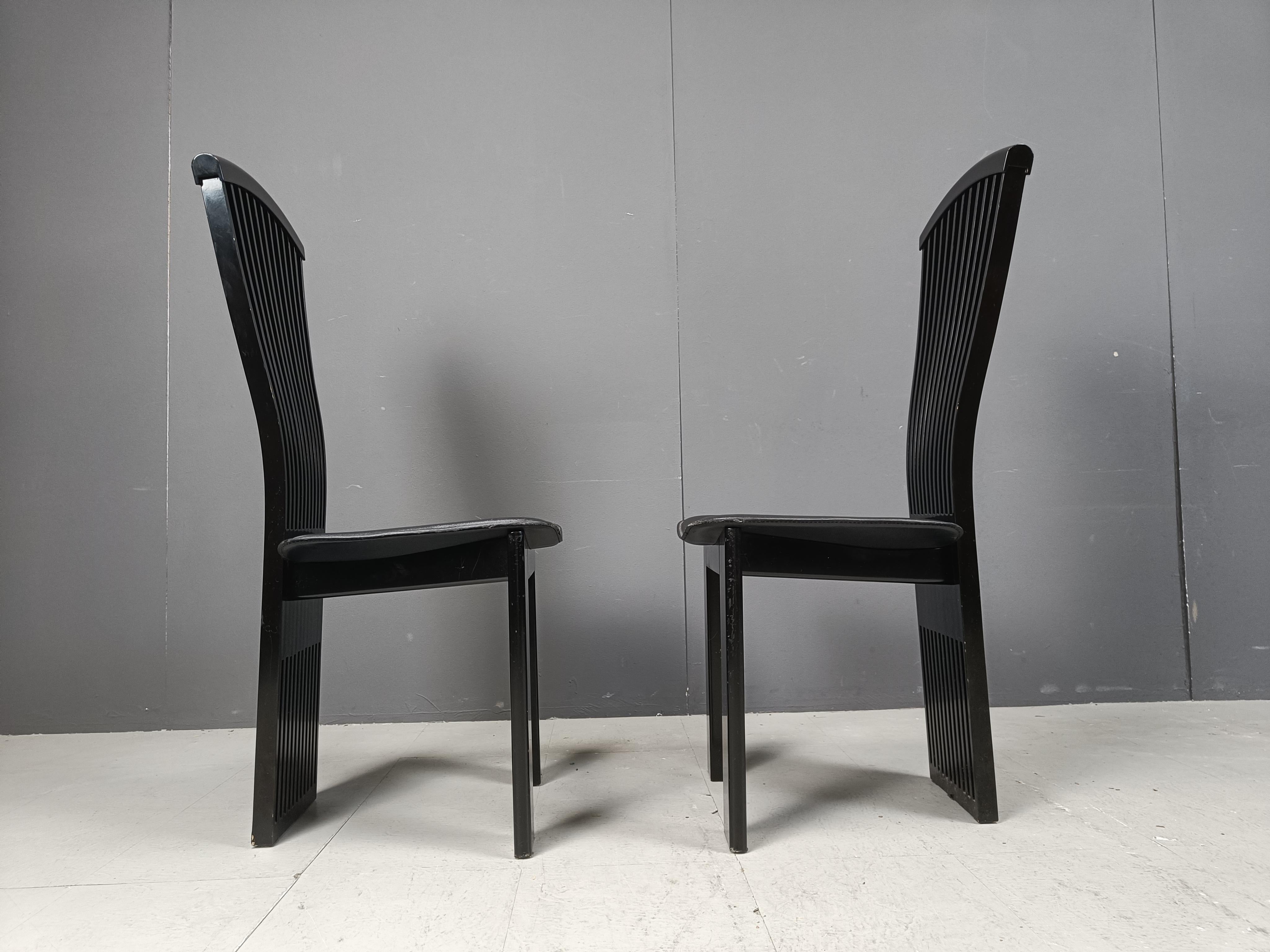 Sedie da pranzo postmoderne di Pietro Costantini, anni '80, set di 6 pezzi in vendita 1