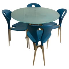 Ensemble table à manger et 4 chaises,  Attribué à Driade & Chairs par Ycami
