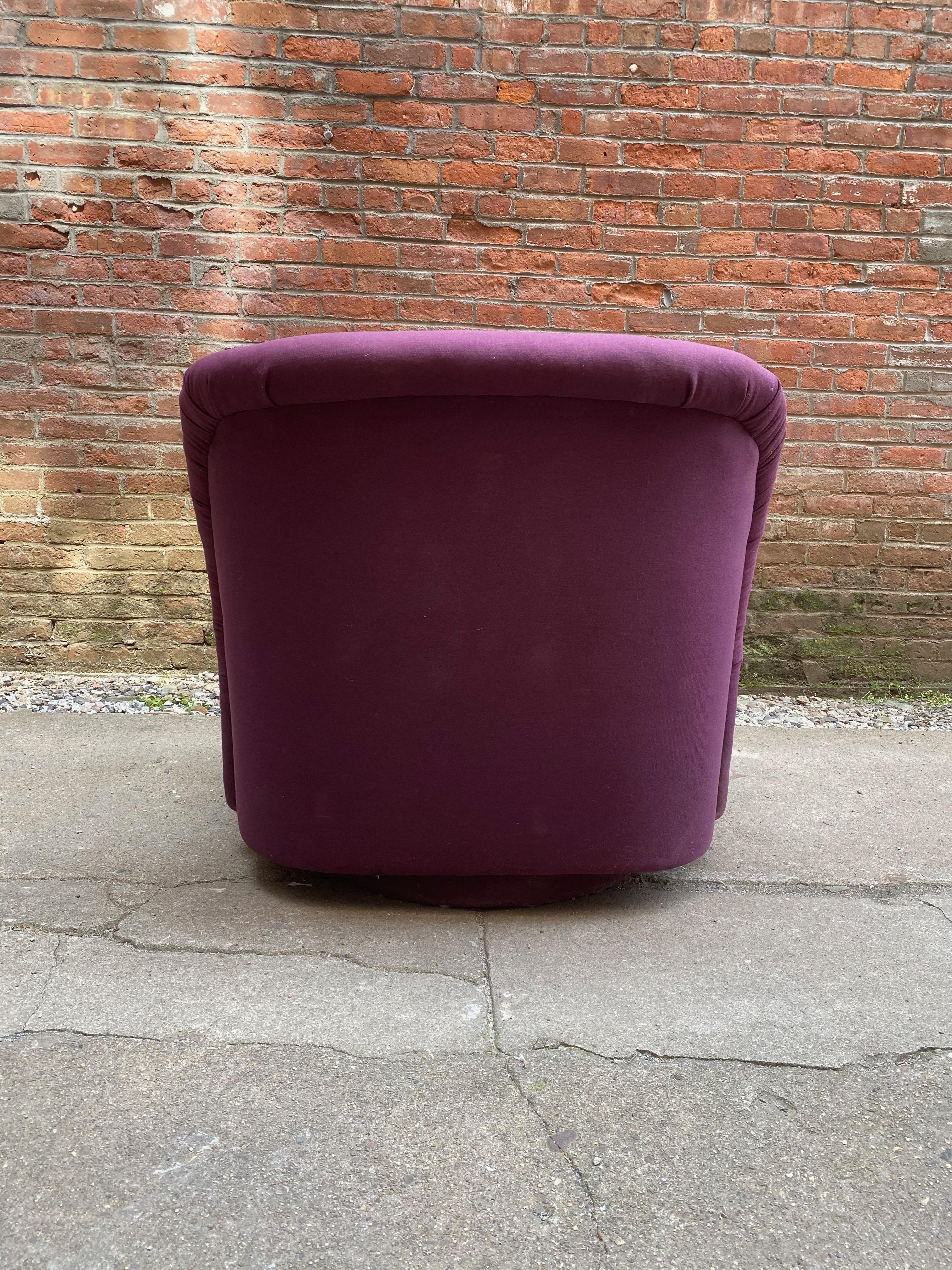 Cotton Postmodern Directional Swivel Lounge Chair