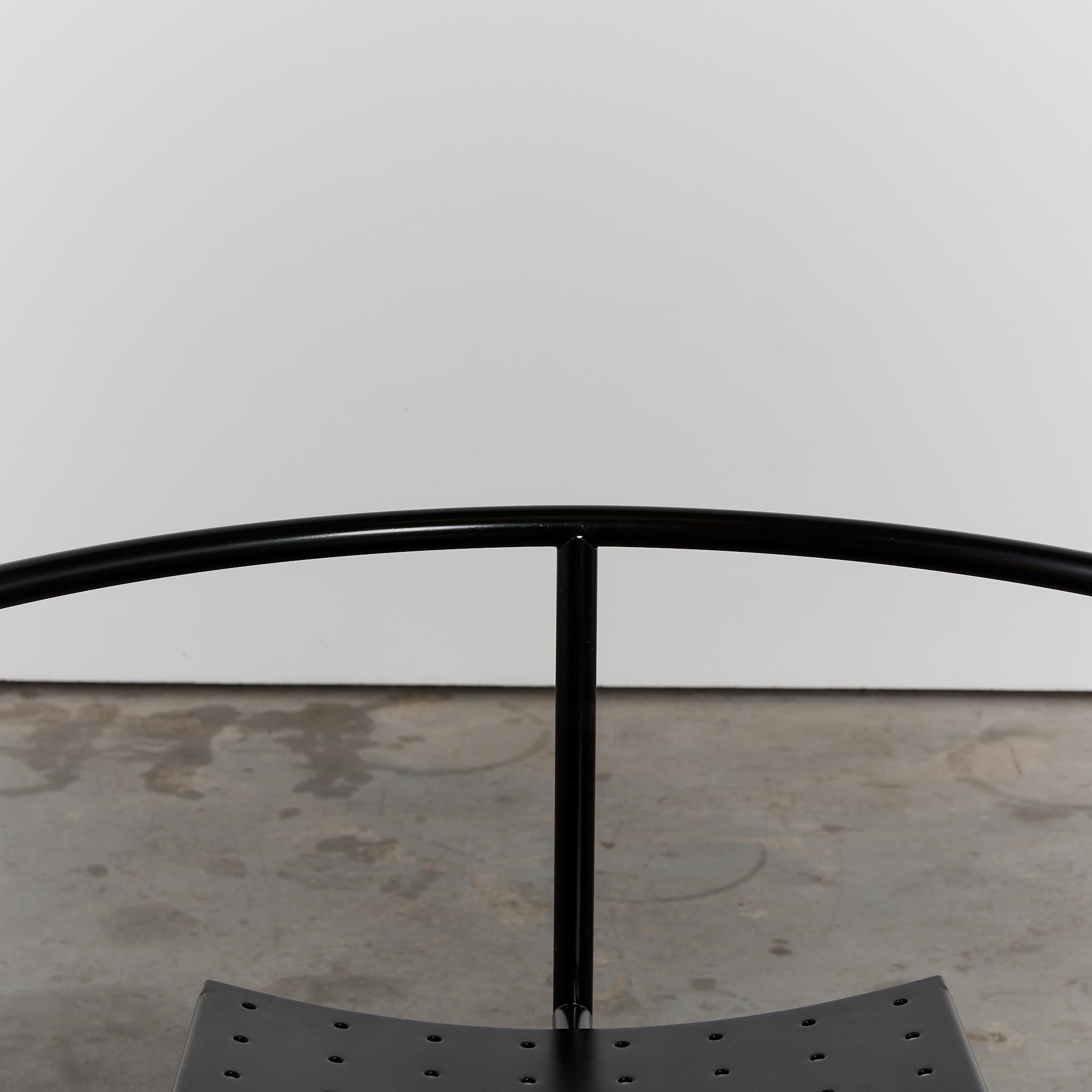 Postmoderner Dr Sonderbar-Stuhl in Schwarz von Philippe Starck 4