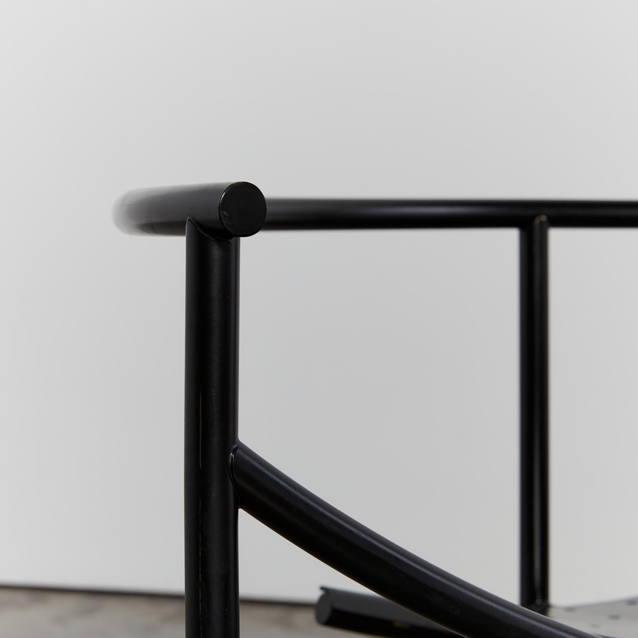 Postmoderner Dr Sonderbar-Stuhl in Schwarz von Philippe Starck 6