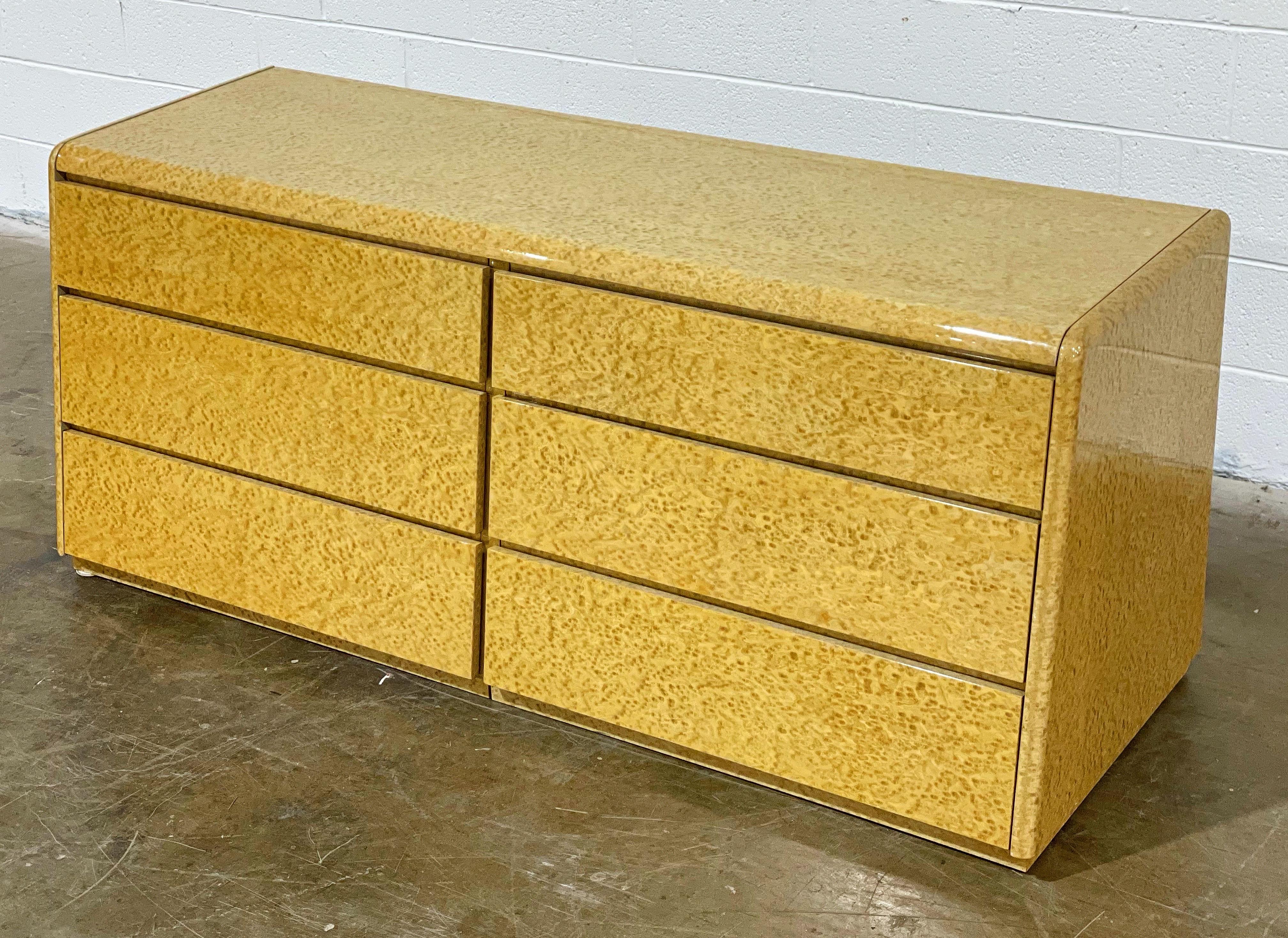 Post Modern Dresser Console in Birdseye Maple by COMA, Italy circa 1970's 2