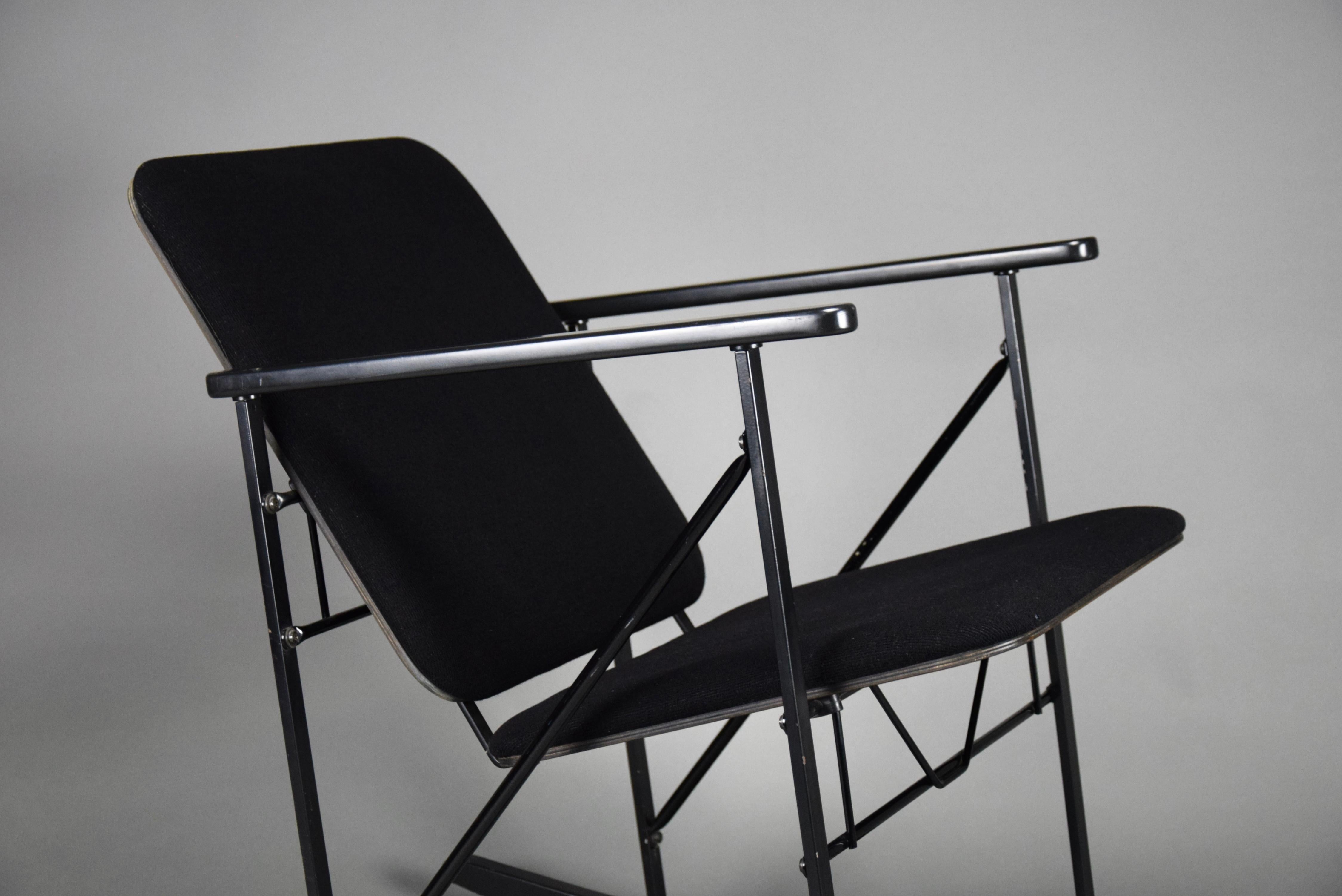 Finnish Post Modern Experiment Rocking Chair by Yrjö Kukkapuro For Sale