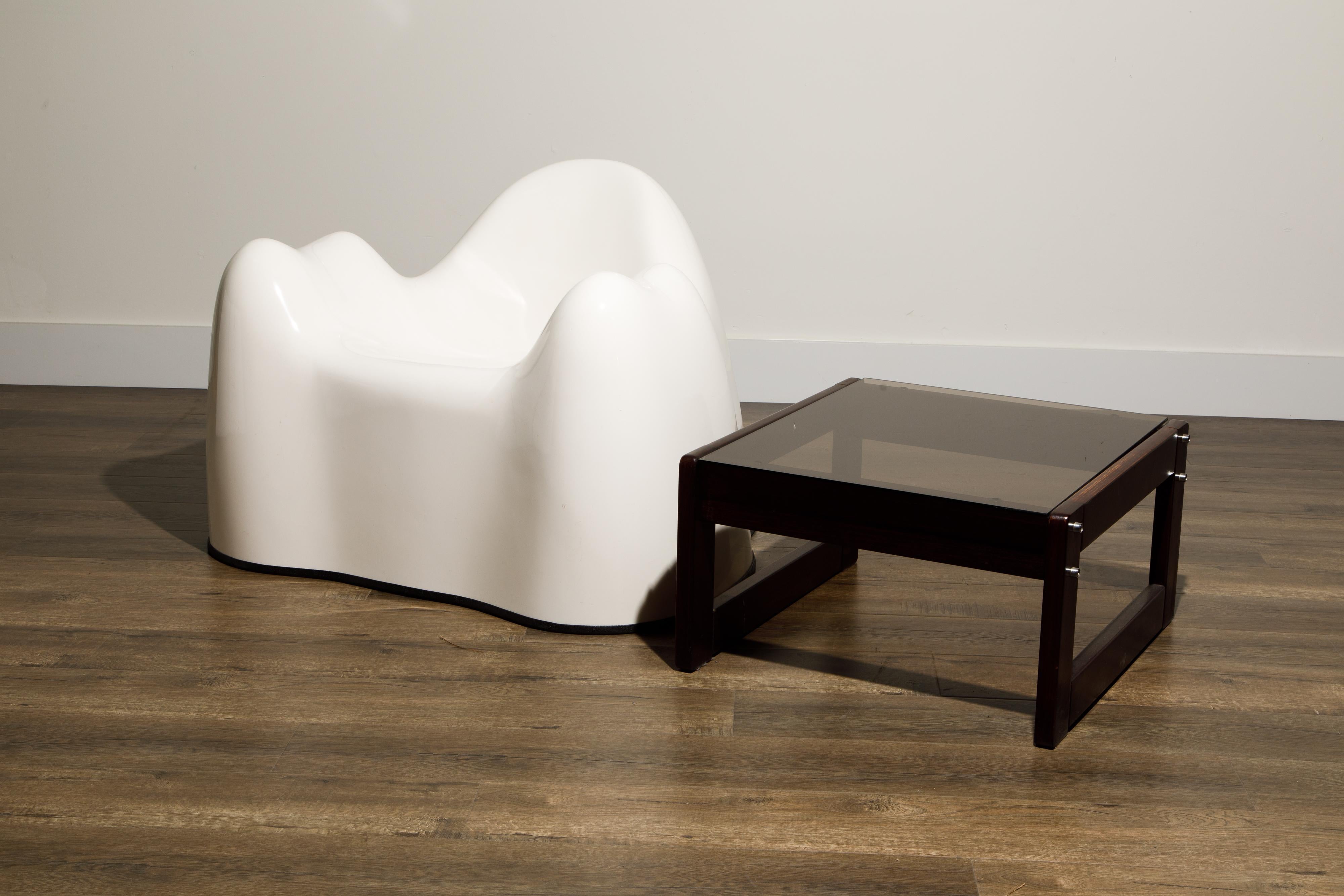 Post-Modern Fiberglass Molar Chair For Sale 4