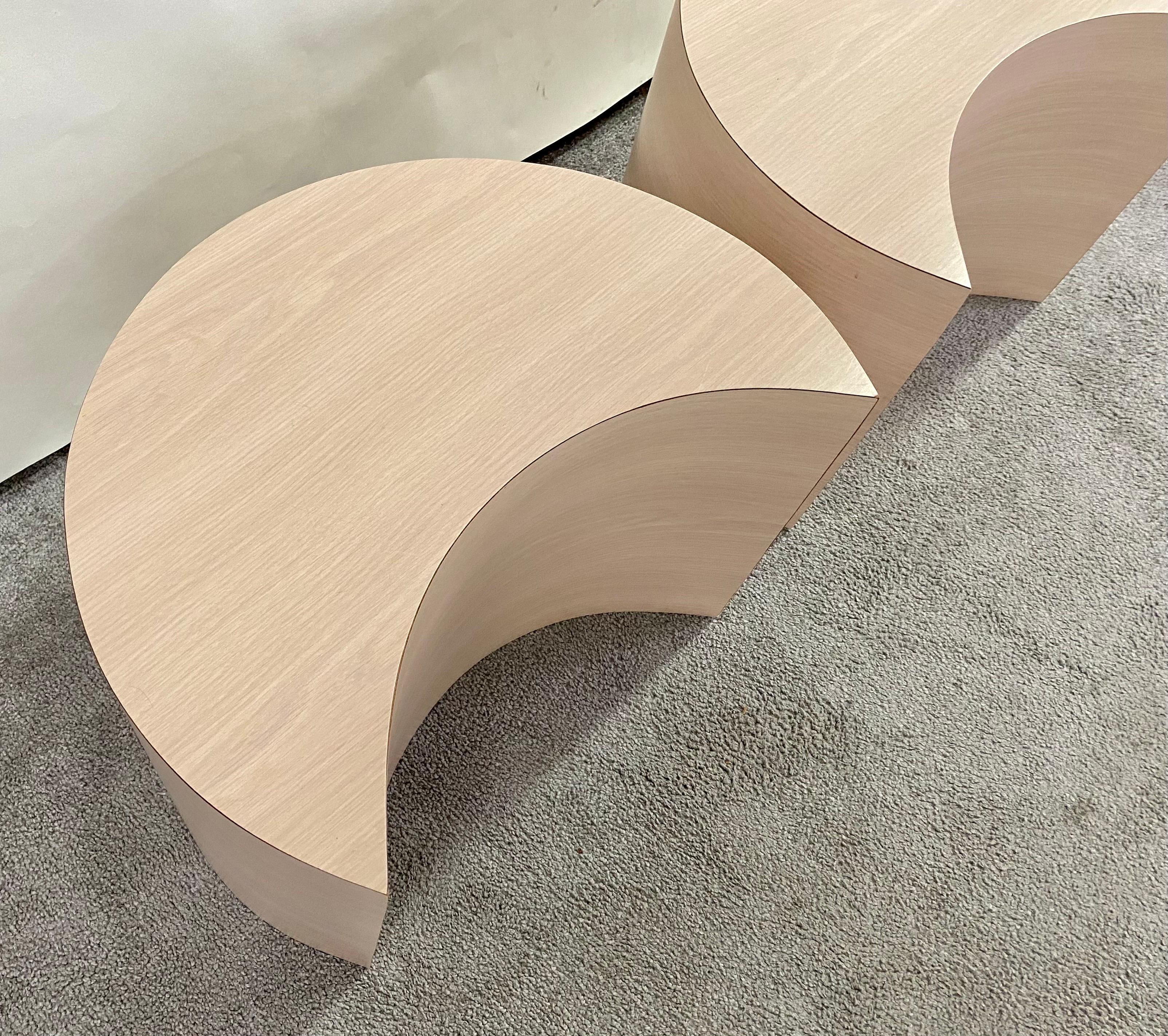 Postmodernes Formica Laminat Rosa Kreis-Tisch-Set aus Formica, 4 Teile  im Angebot 12