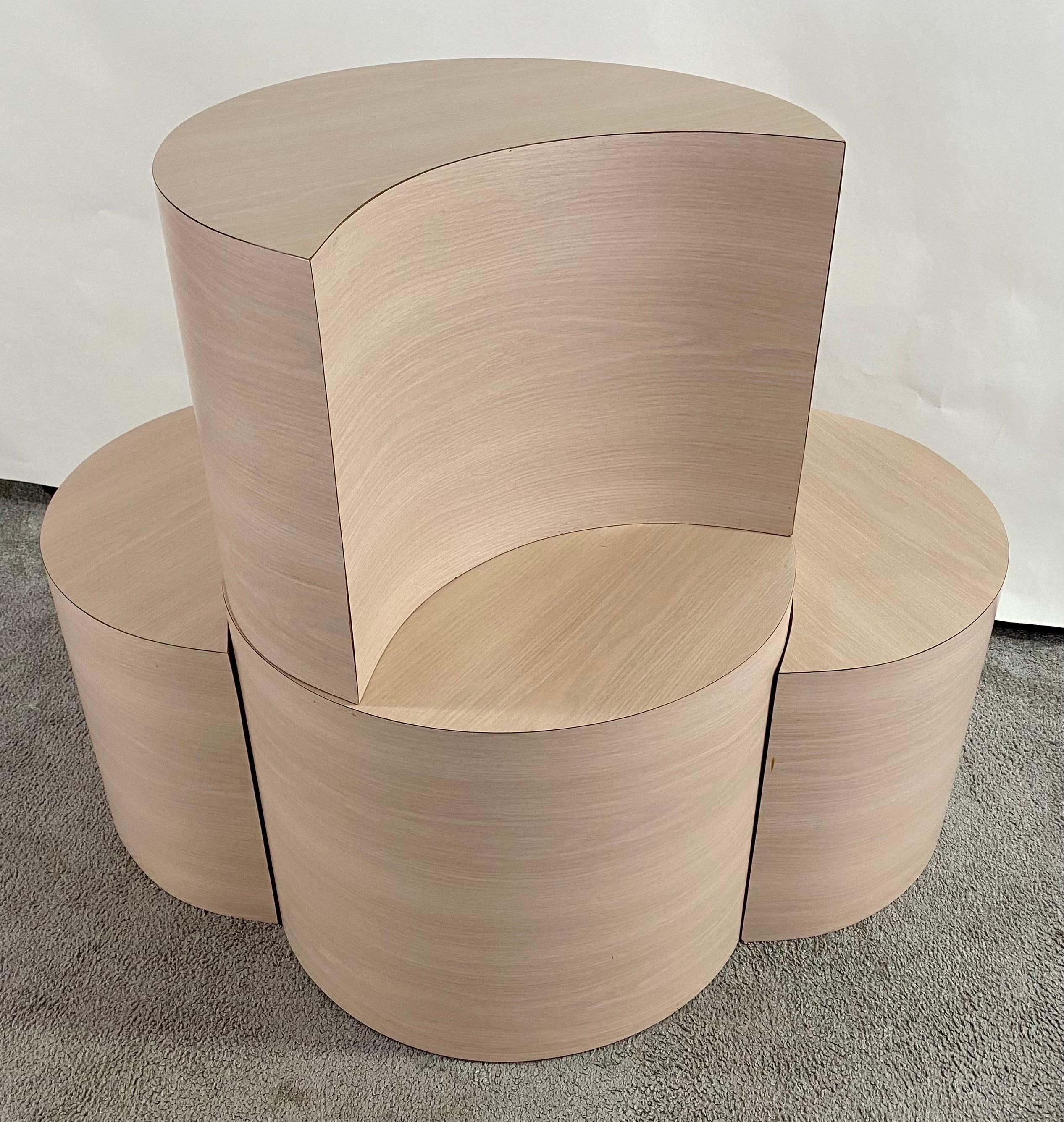 Postmodernes Formica Laminat Rosa Kreis-Tisch-Set aus Formica, 4 Teile  im Angebot 4