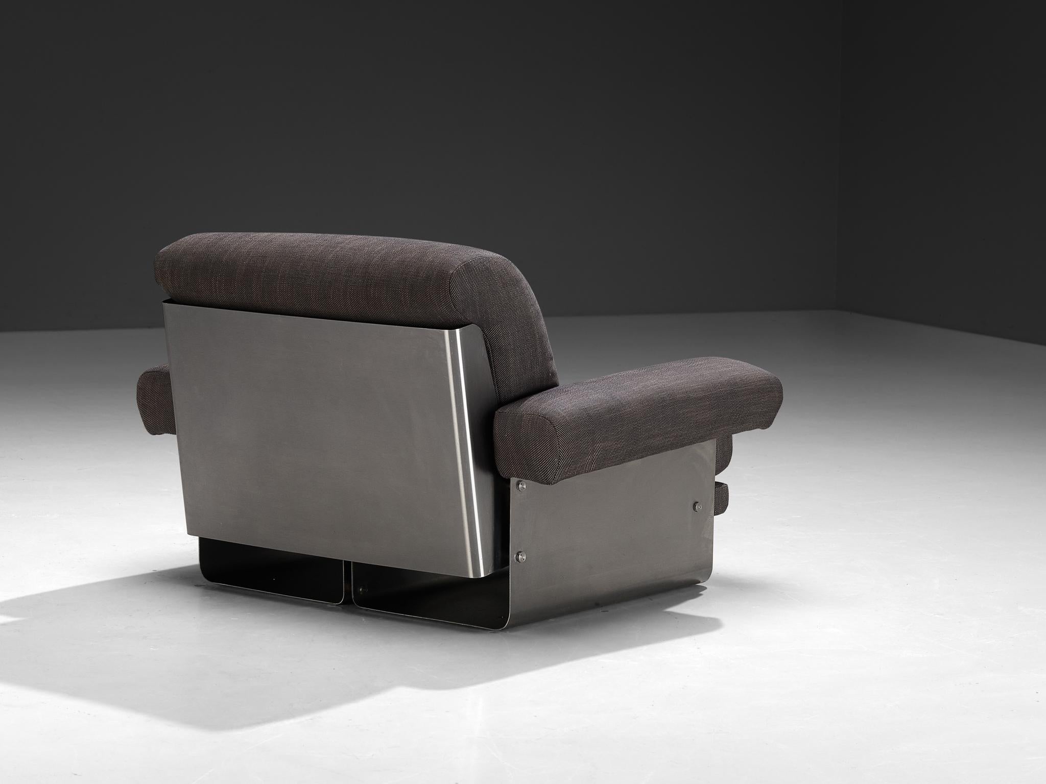 Post-Modern French Pair of Lounge Chairs in Brushed Steel & Grey Upholstery For Sale 4